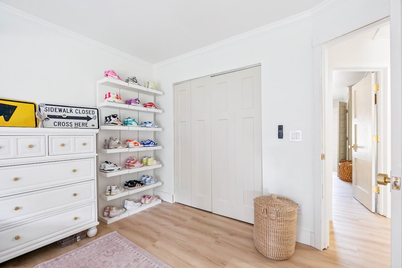 1828 Belle Chez