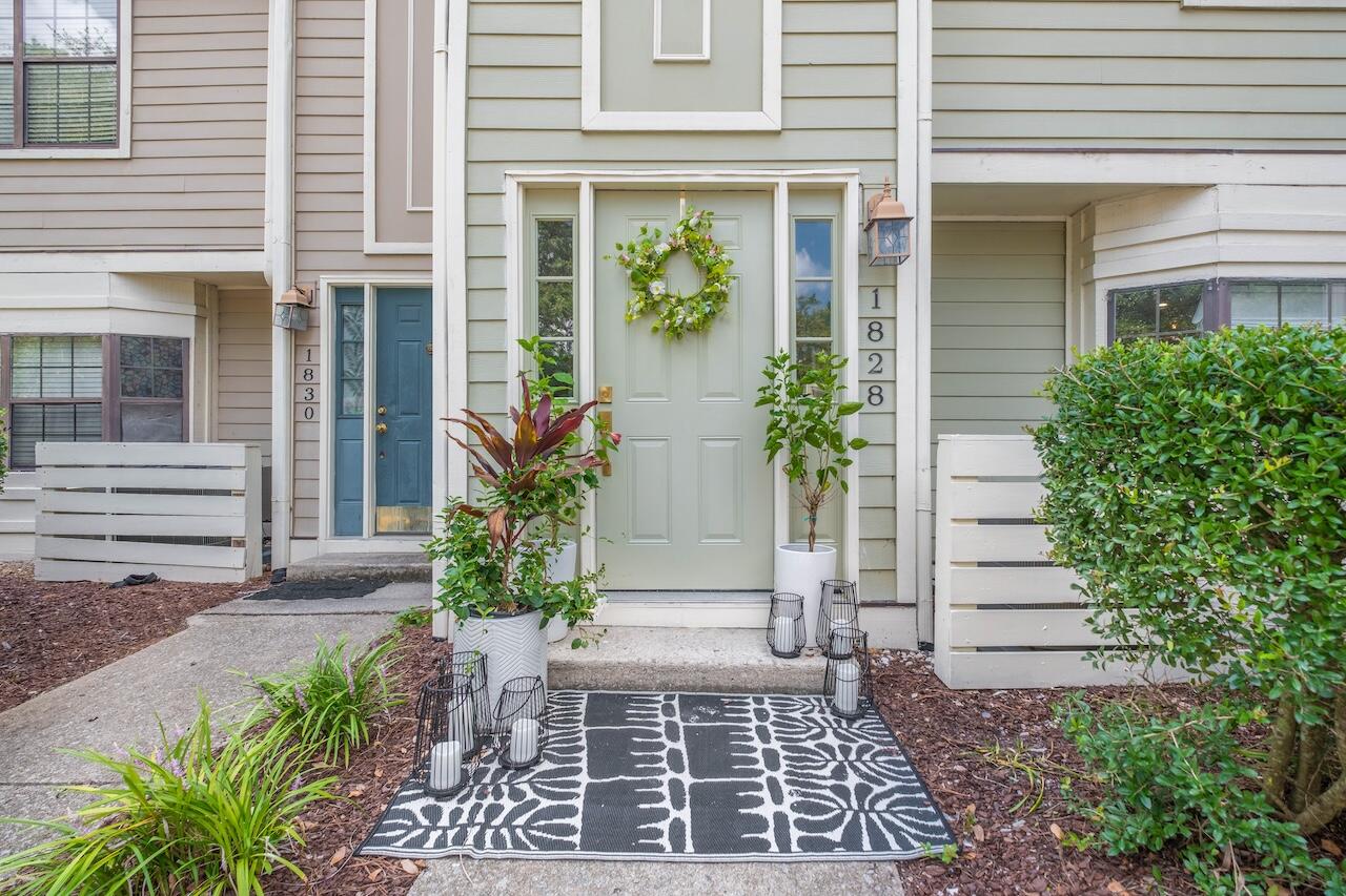 1828 Belle Chez