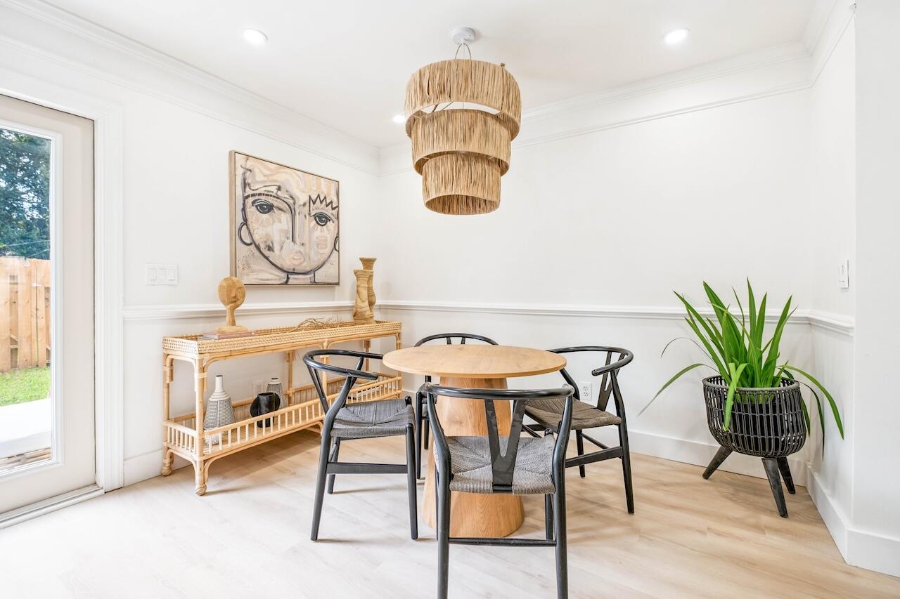 1828 Belle Chez