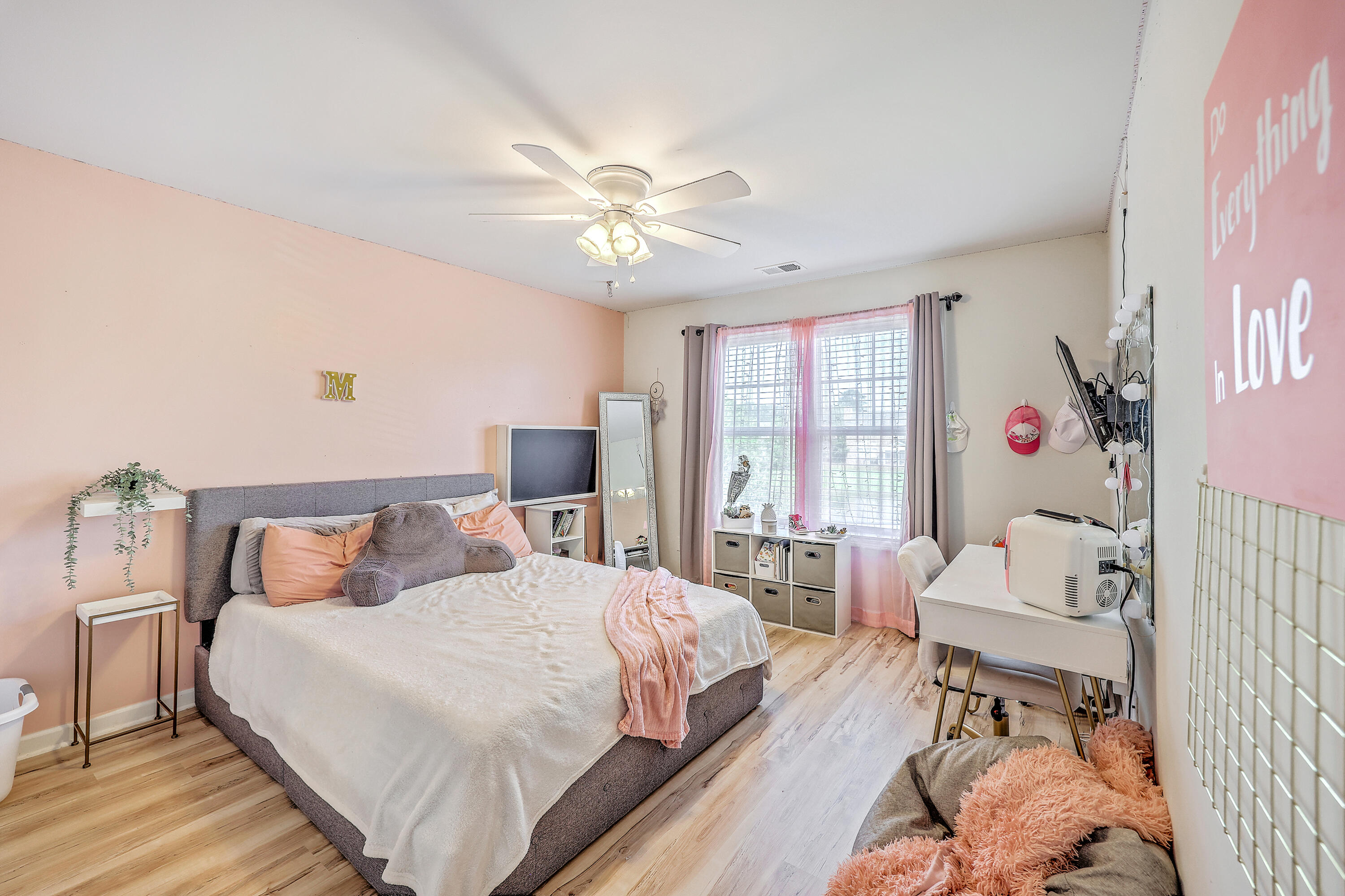1409 Talon Way