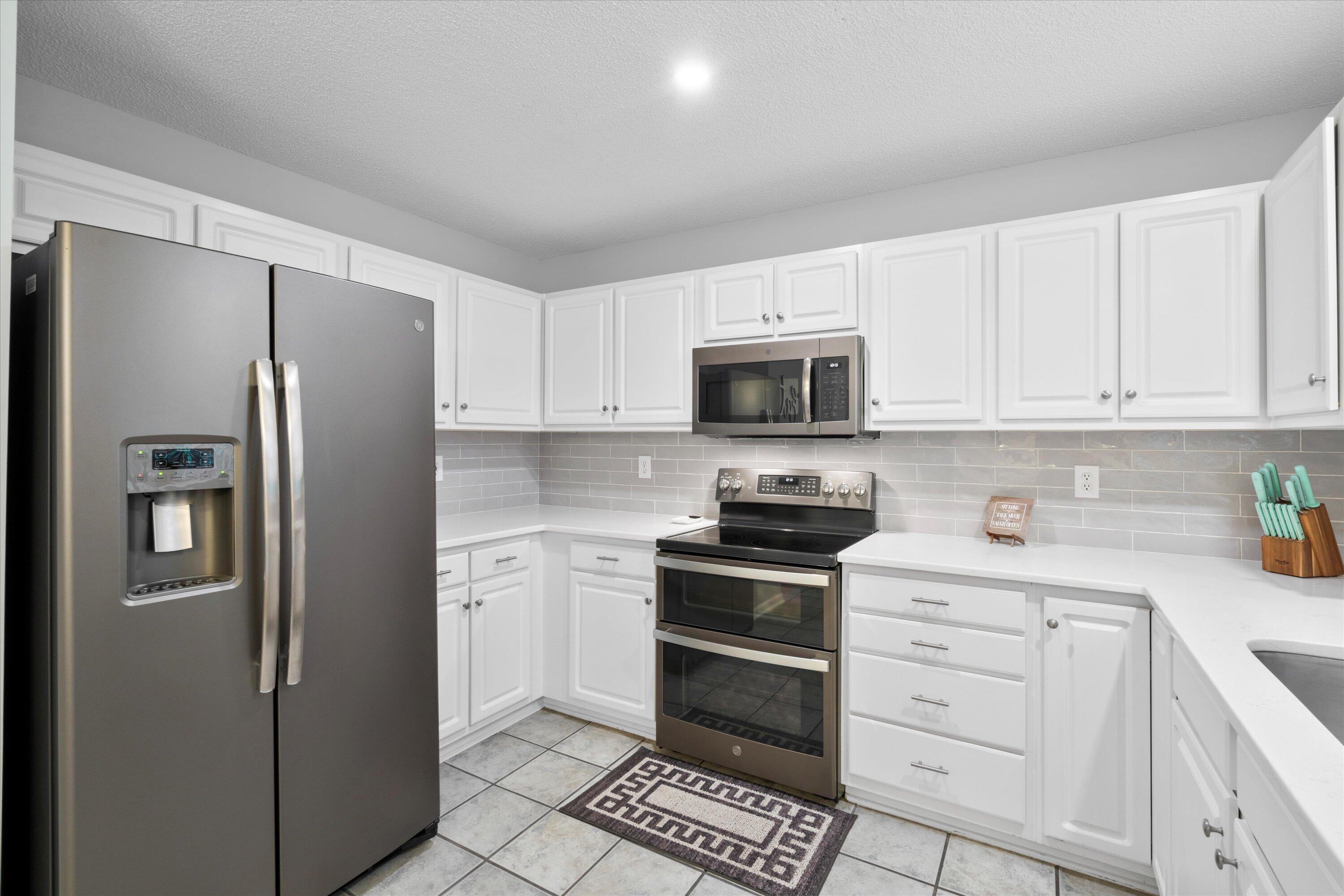 1702 Sandpiper Court