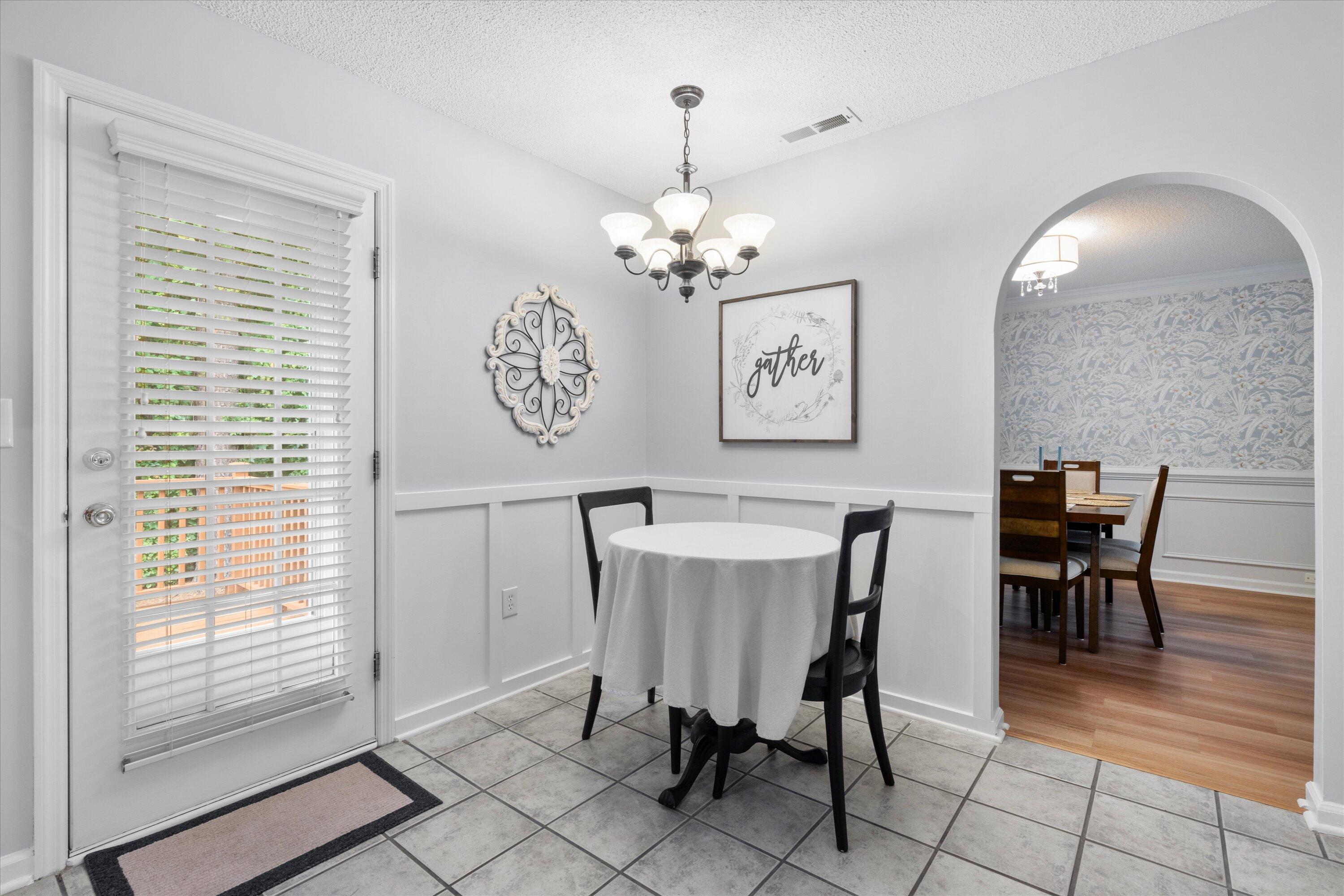 1702 Sandpiper Court
