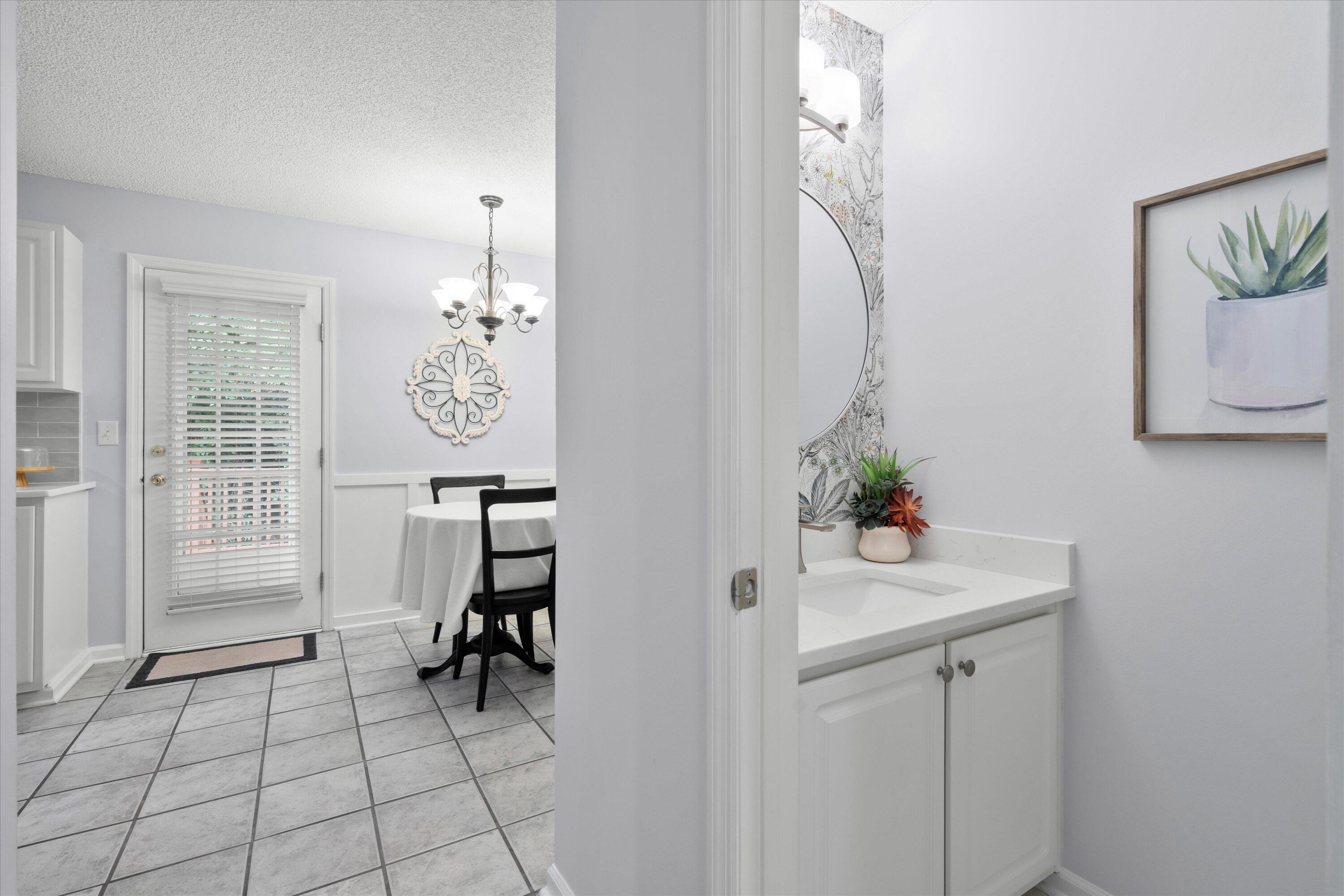 1702 Sandpiper Court
