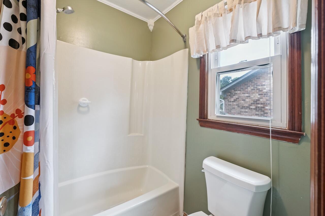 215 Horseshoe Drive