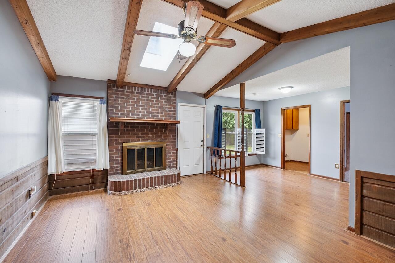 215 Horseshoe Drive