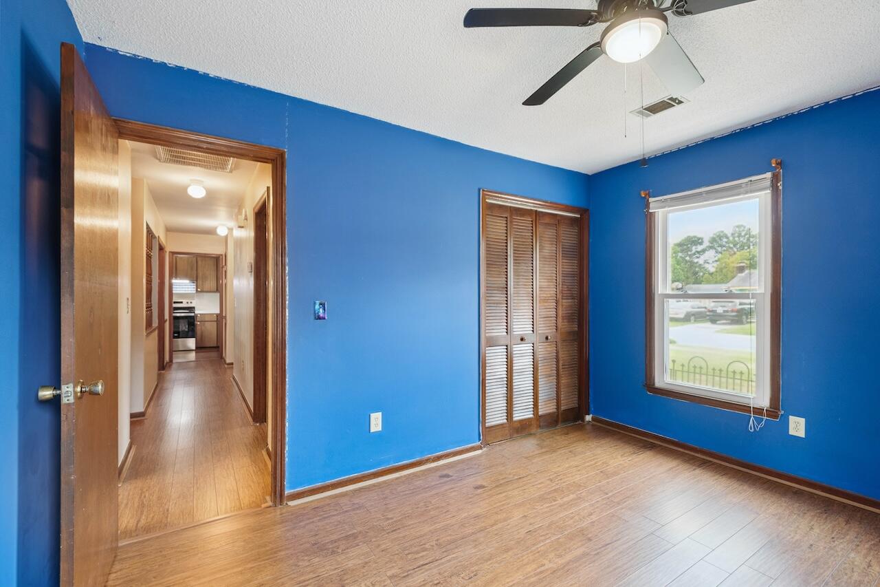 215 Horseshoe Drive