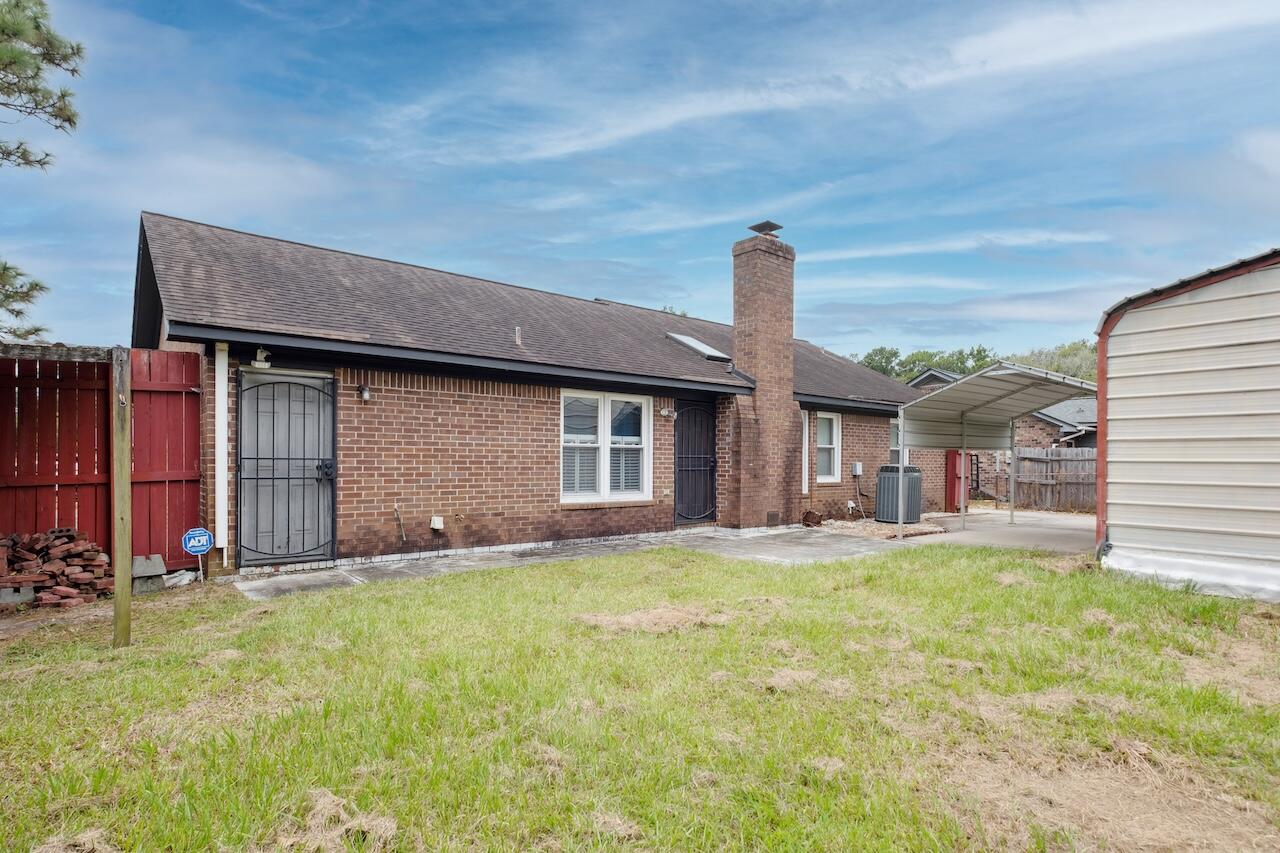 215 Horseshoe Drive