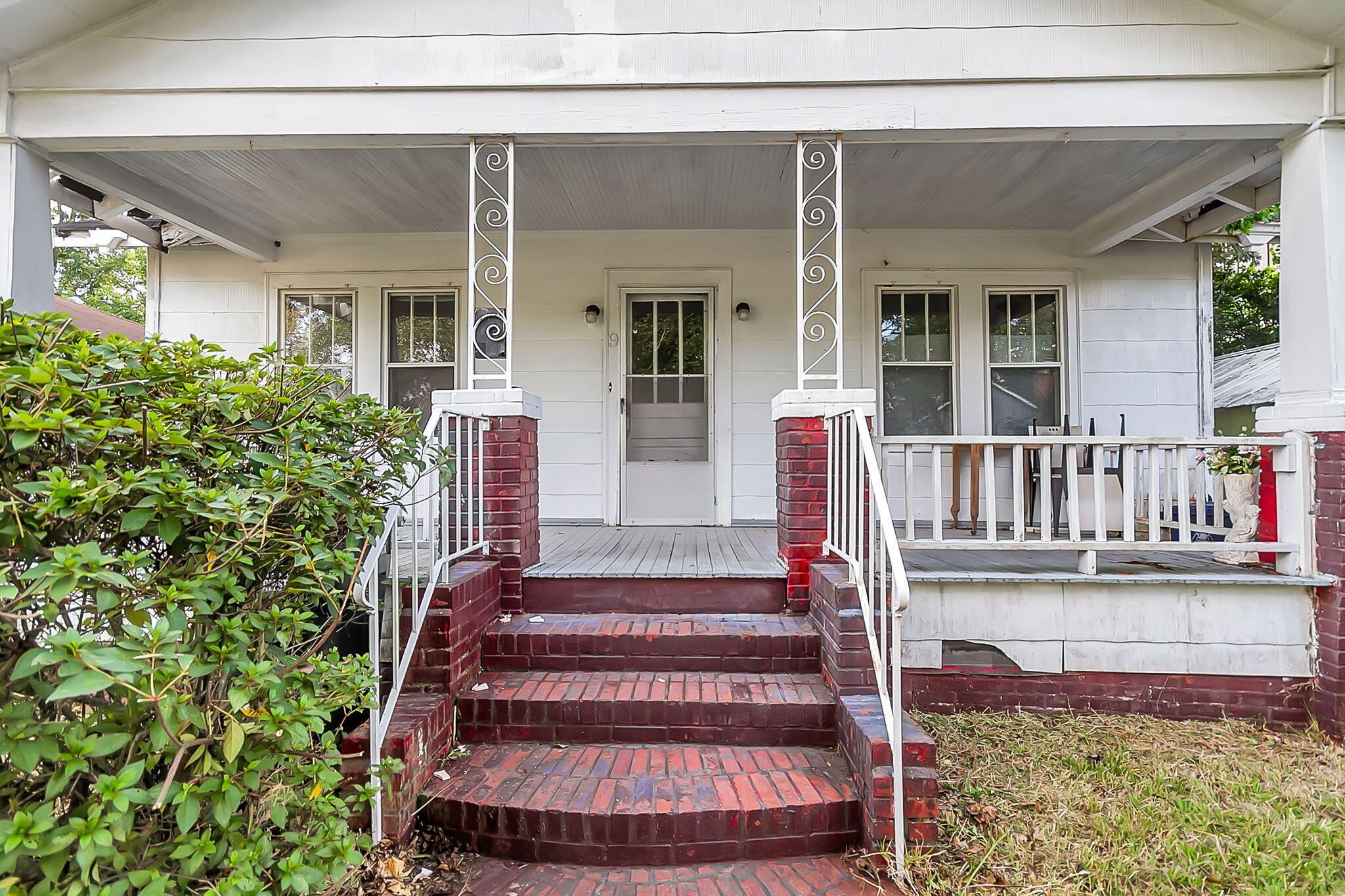 9 Magnolia Avenue