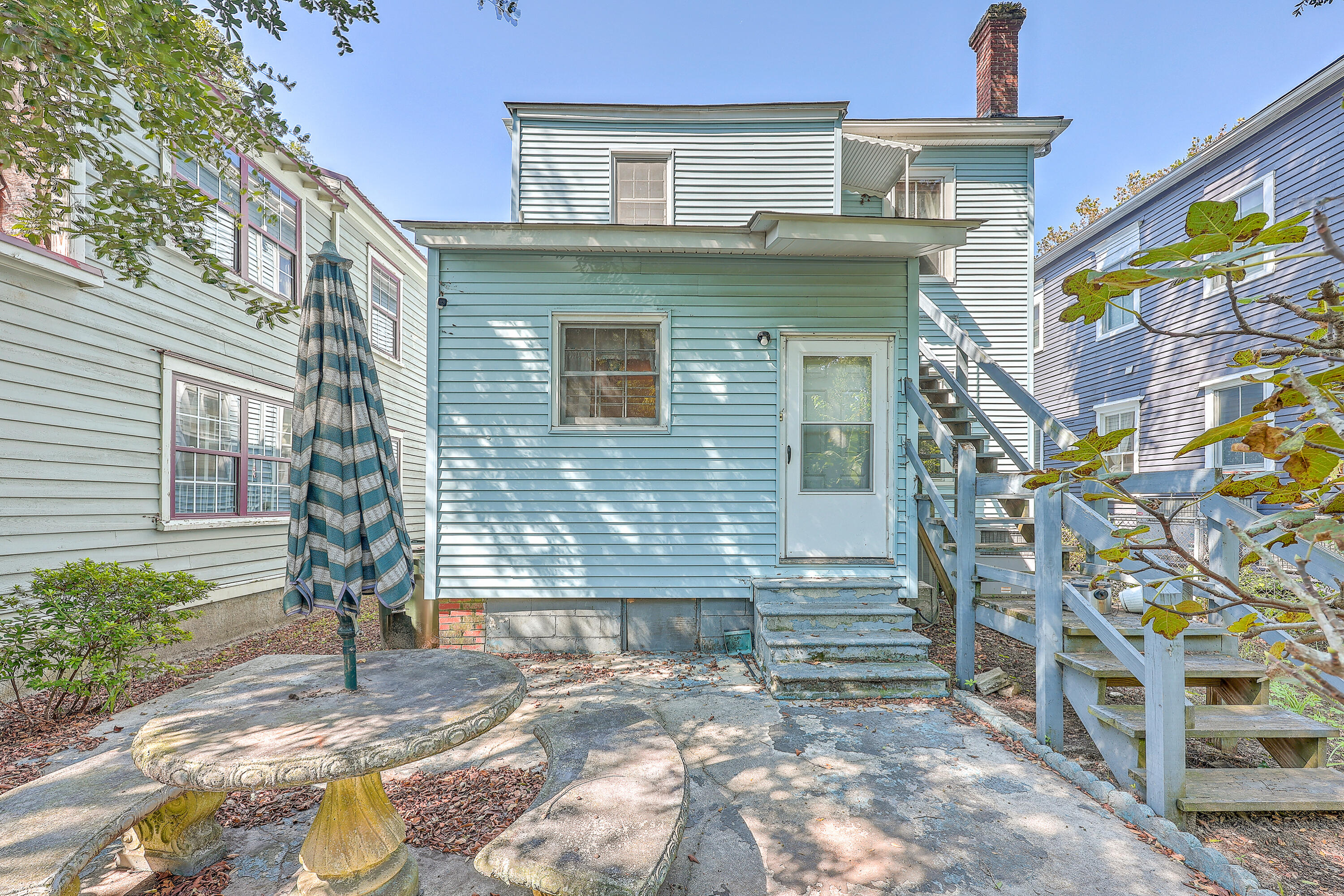 380 Ashley Avenue