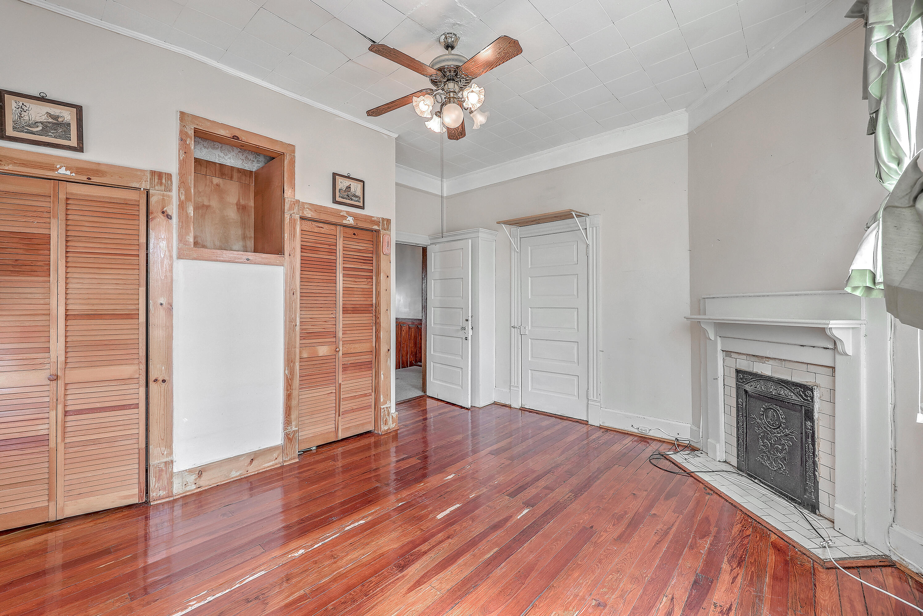 380 Ashley Avenue