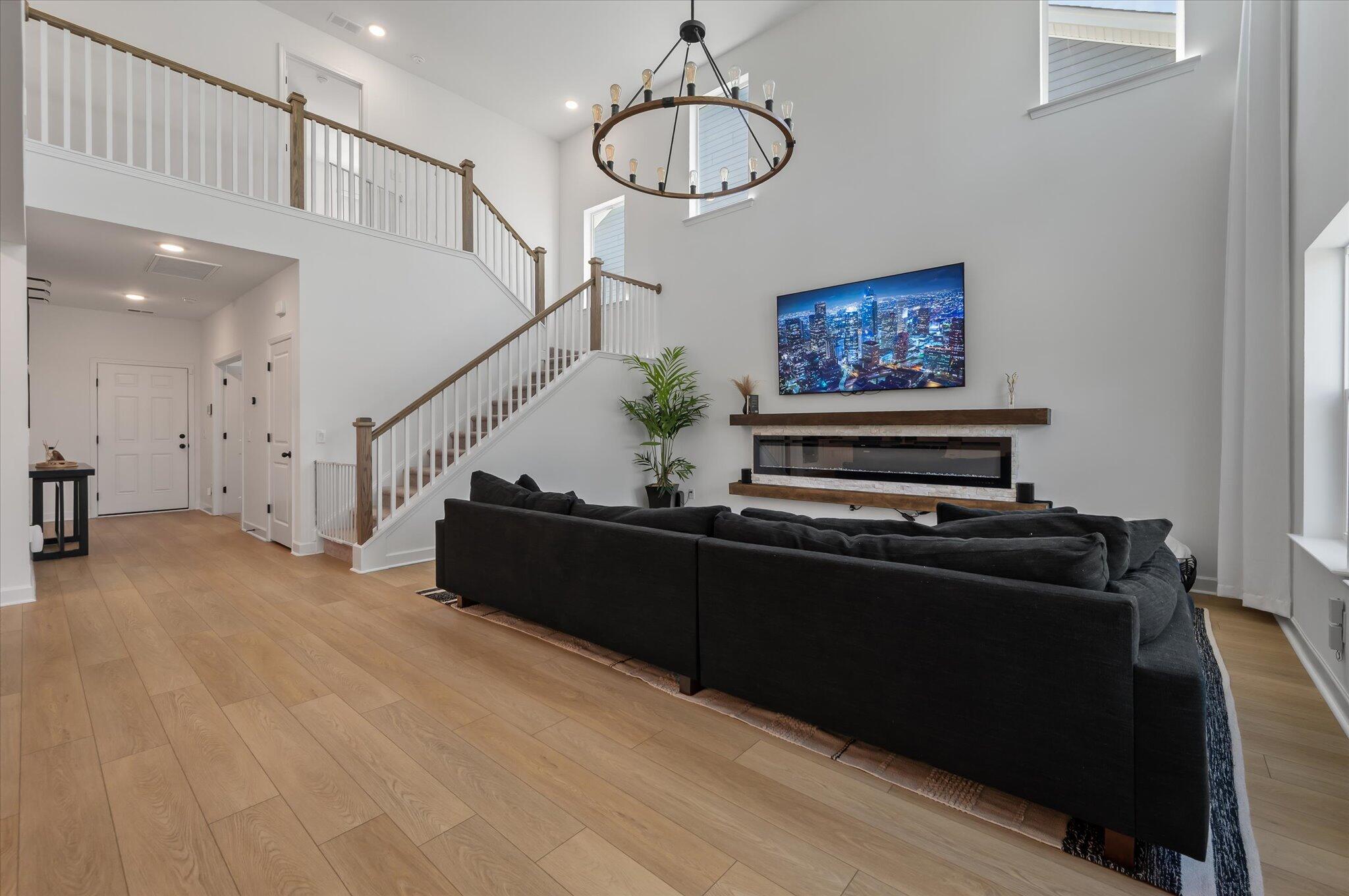 1615 Evening Star Place