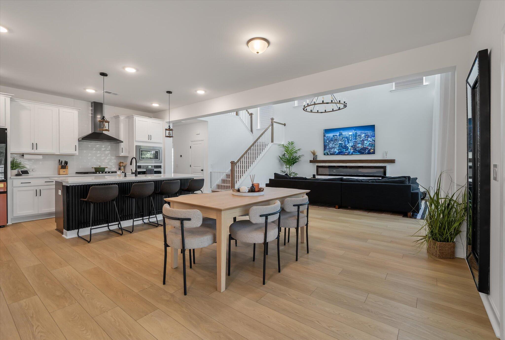 1615 Evening Star Place