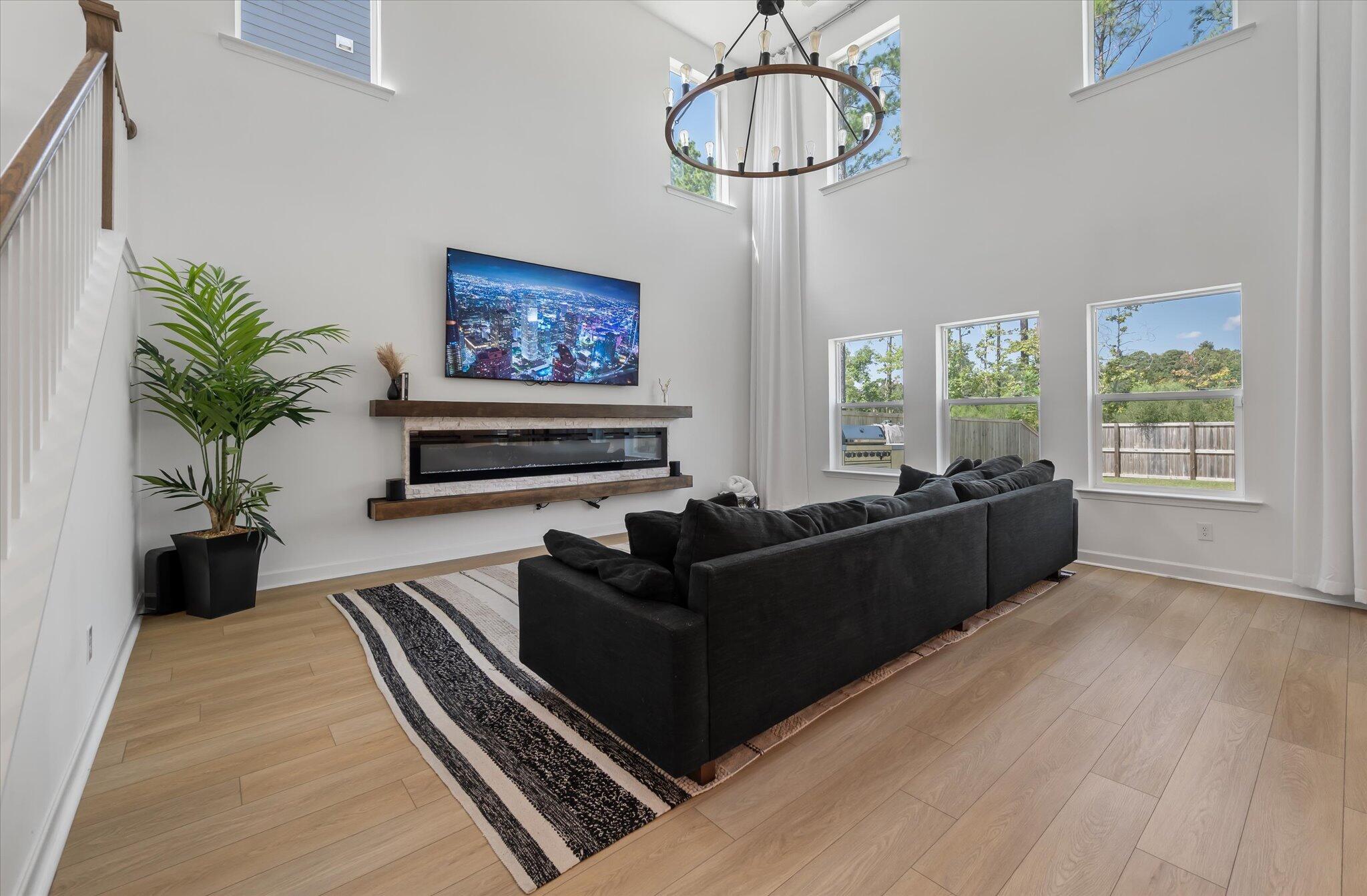 1615 Evening Star Place