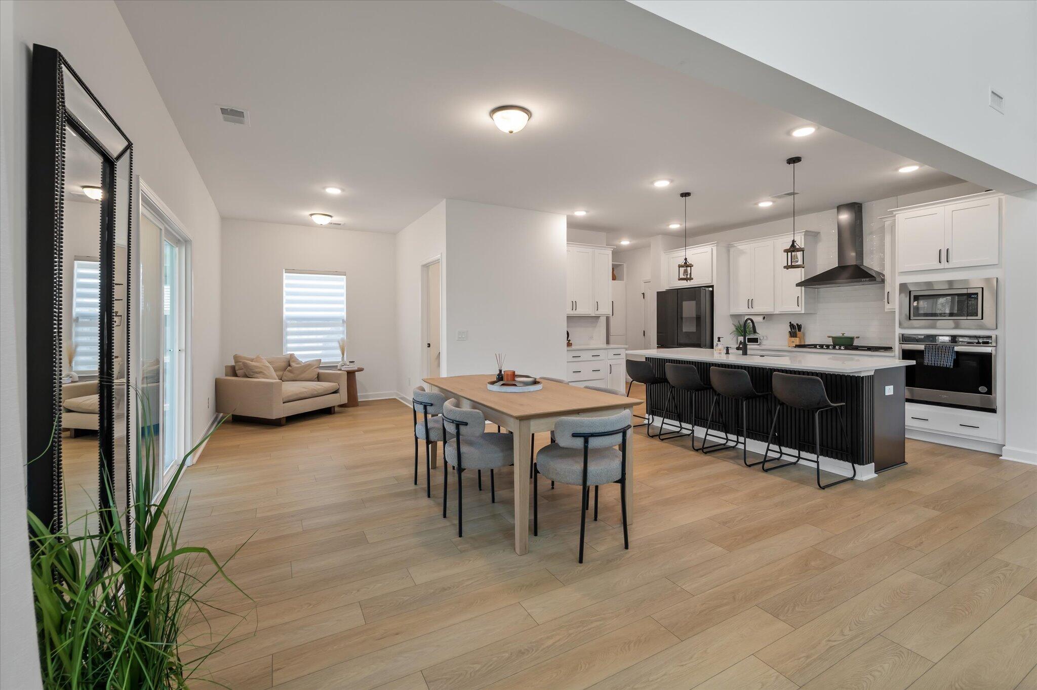 1615 Evening Star Place