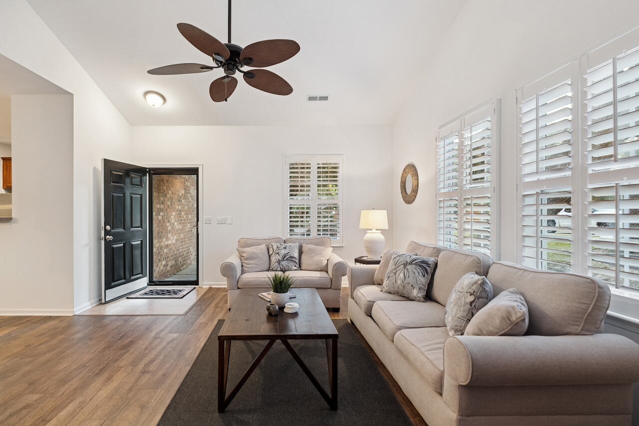1618 Saint Johns Parrish Way