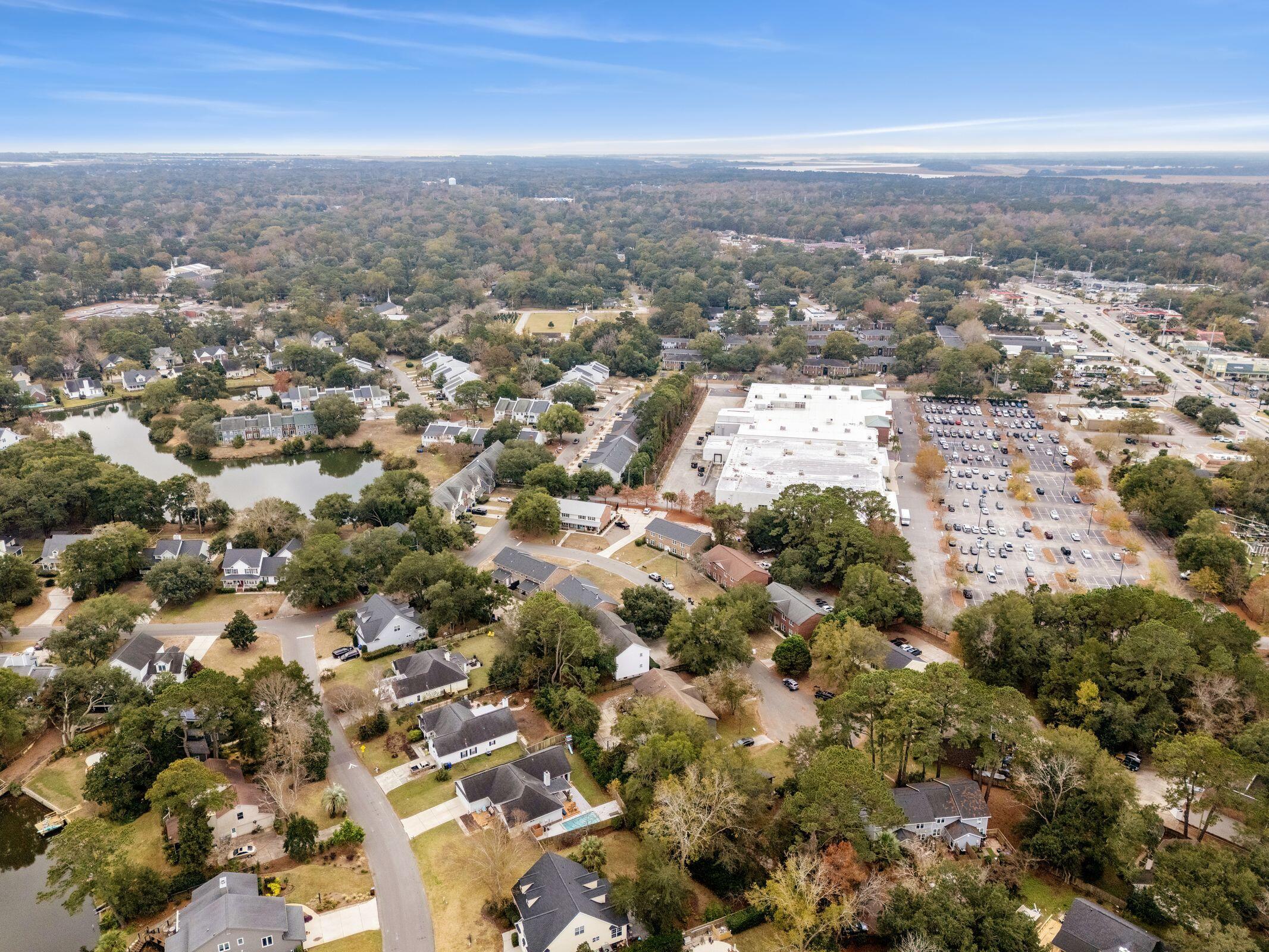 6 Commercial Row