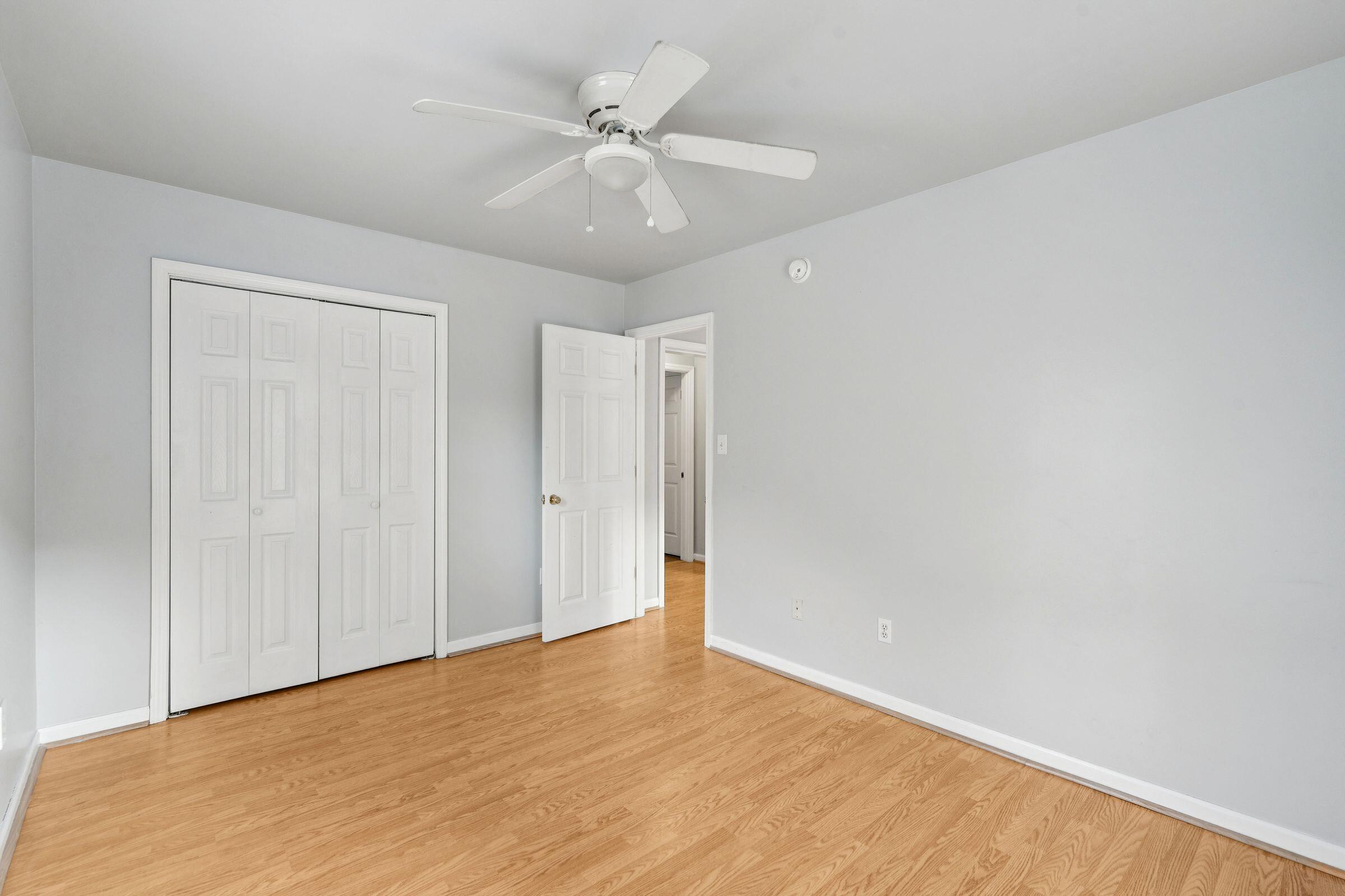 6 Commercial Row