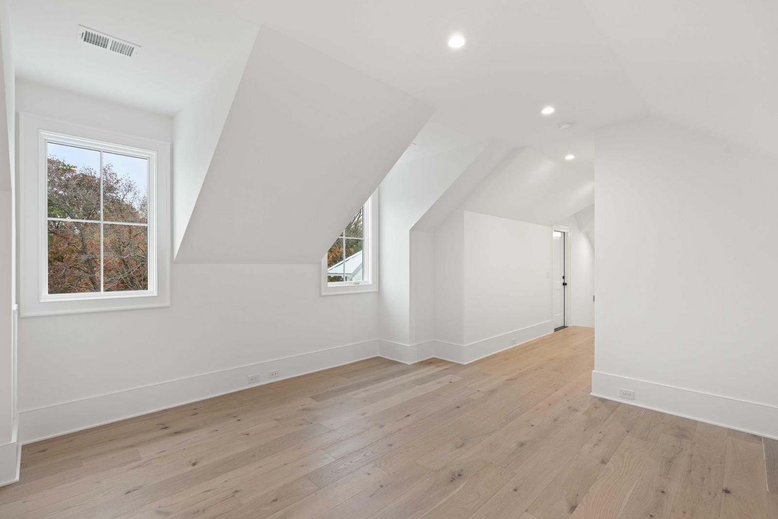 33 Duany Road