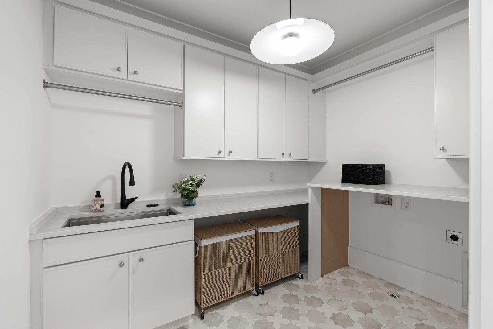33 Duany Road
