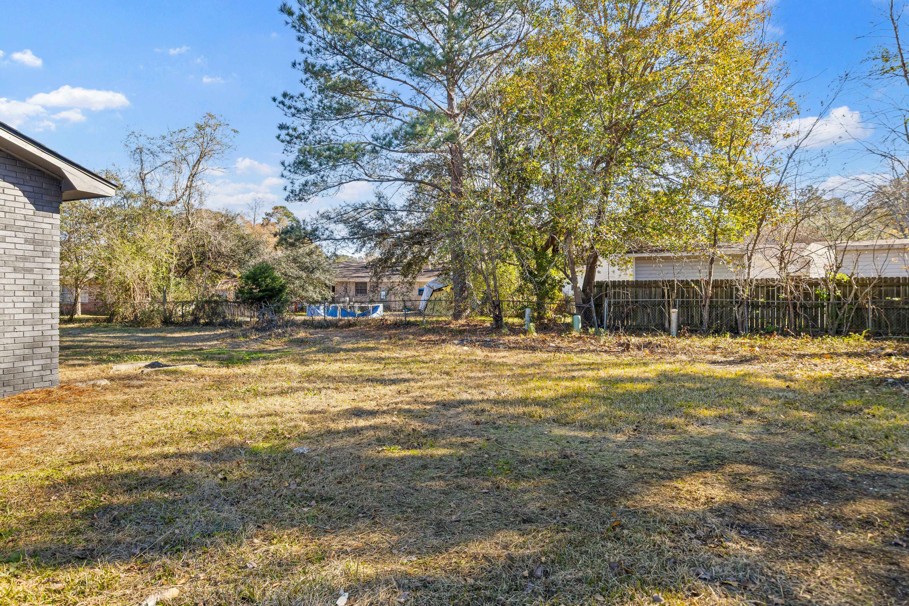 104 Lily Place