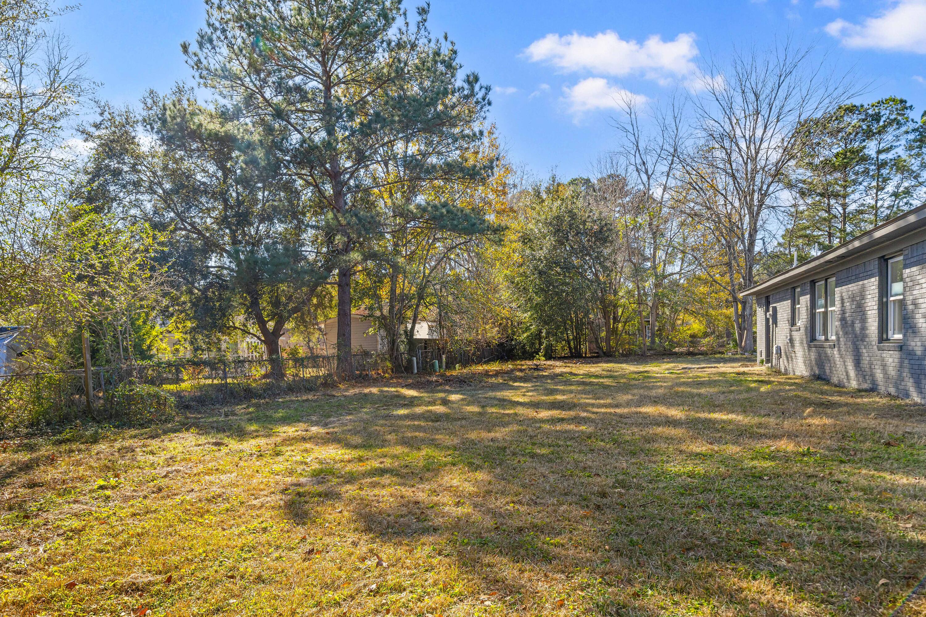 104 Lily Place