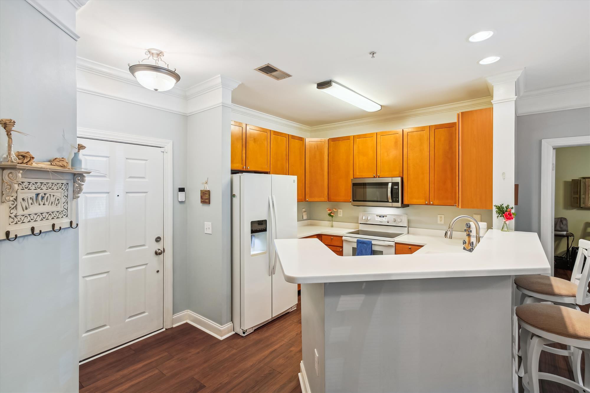 1025 Riverland Woods Place # 1008