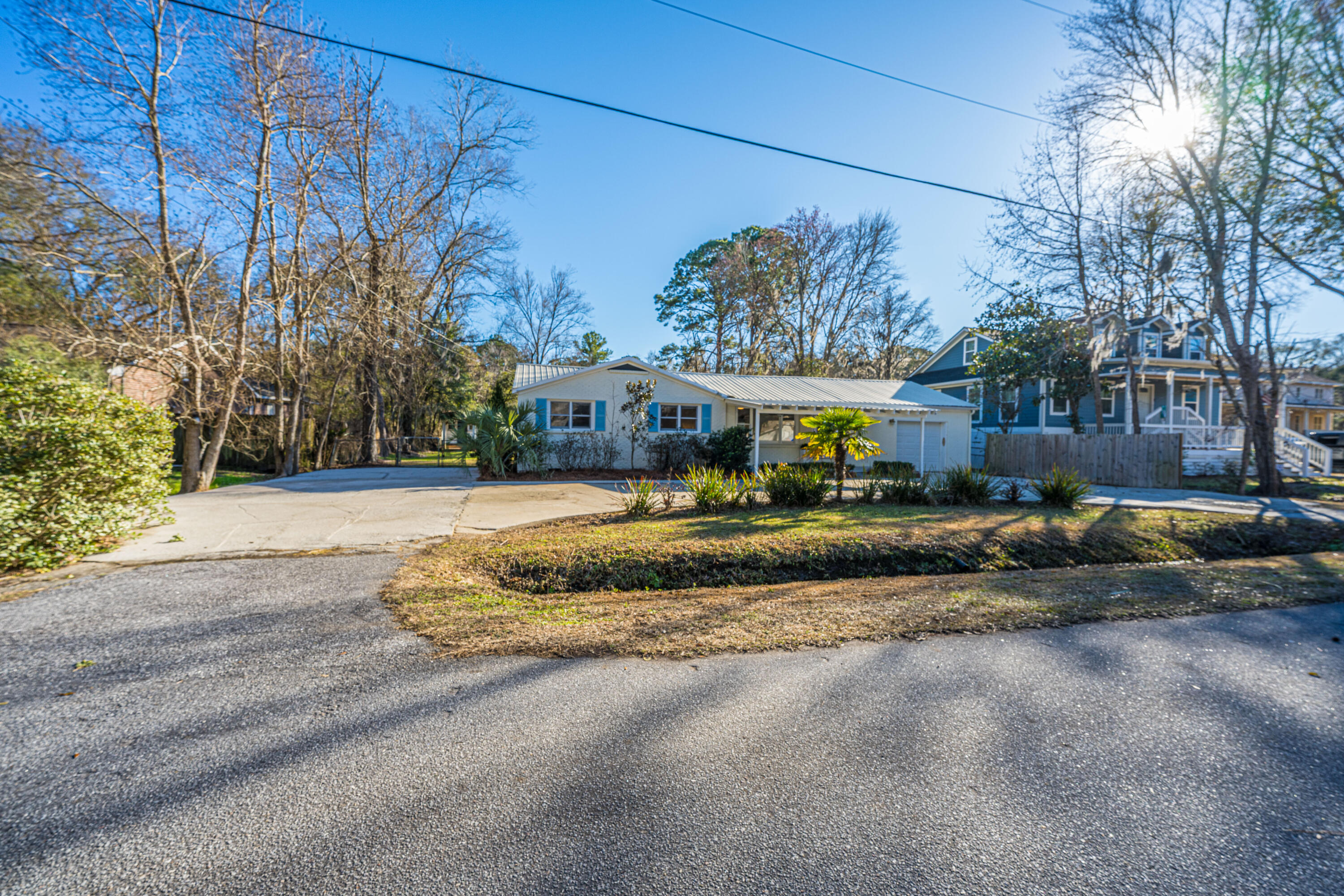3679 Hilton Drive