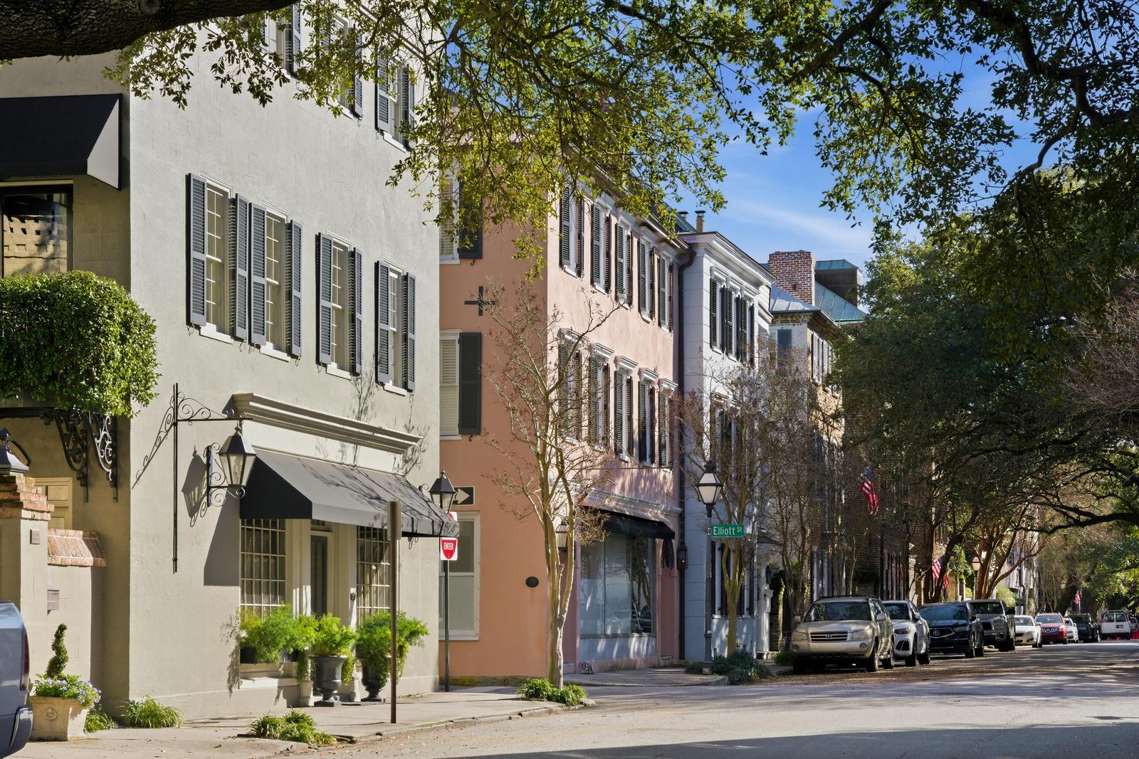 38 Elliott Street