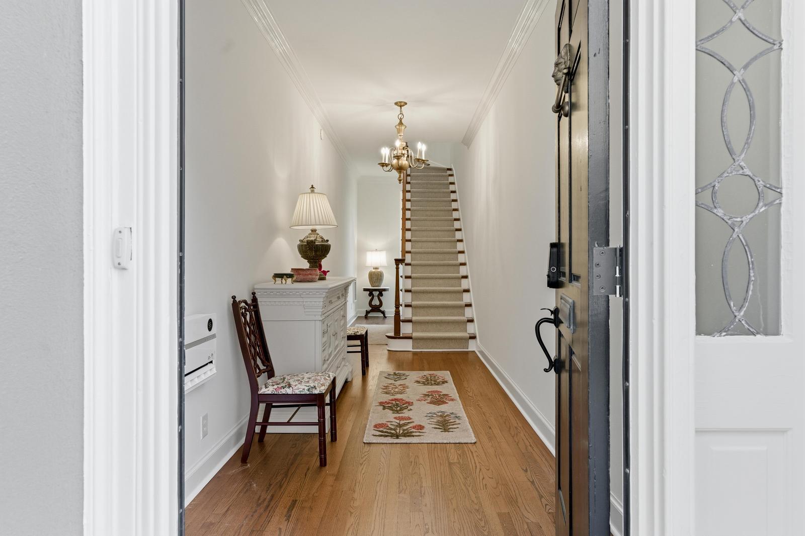 38 Elliott Street