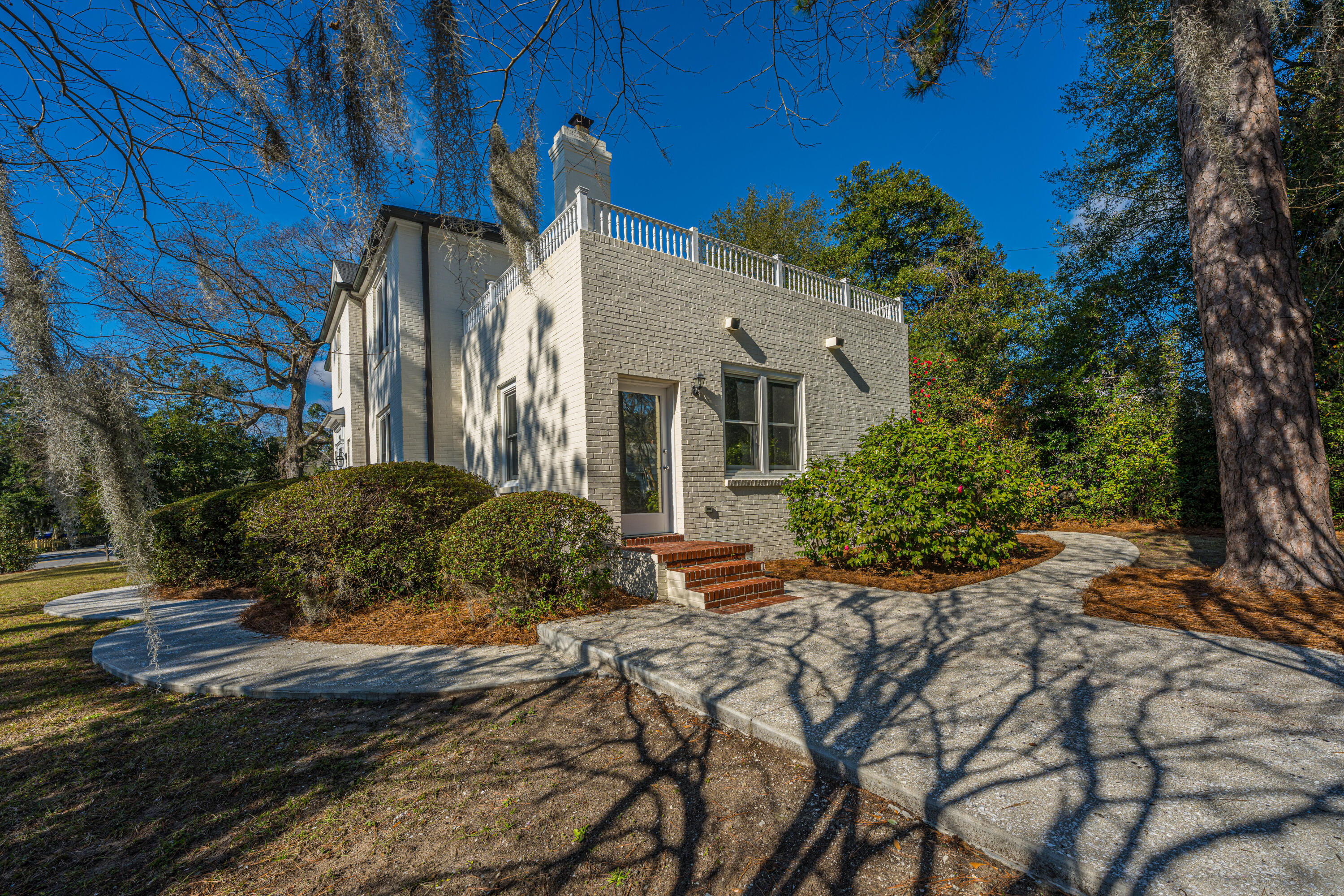 1162 Buist Avenue
