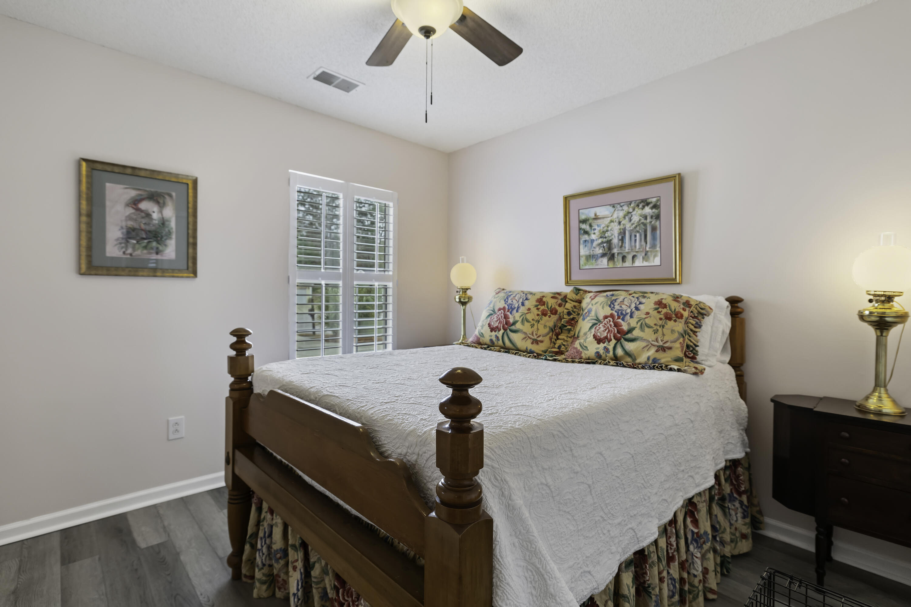 410 Manorwood Lane