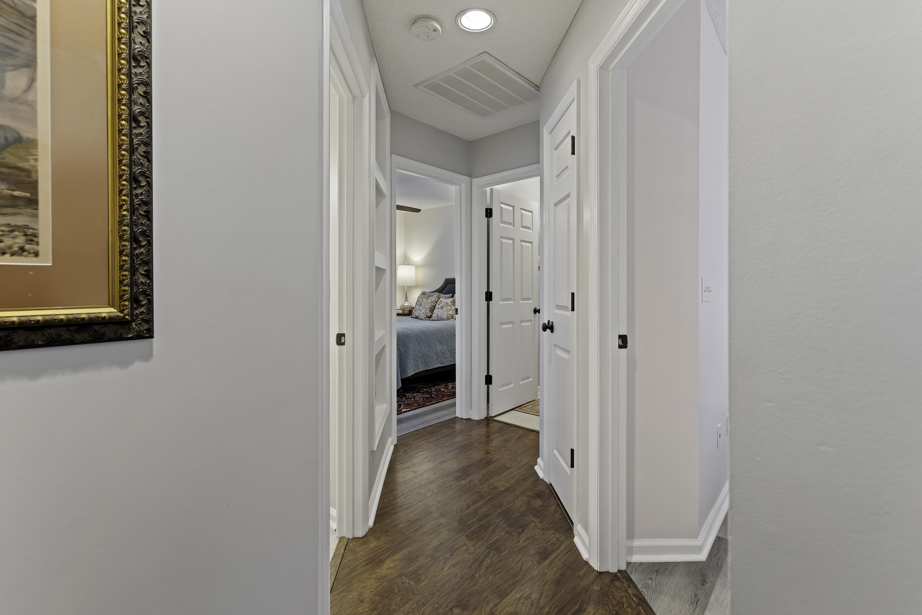 410 Manorwood Lane