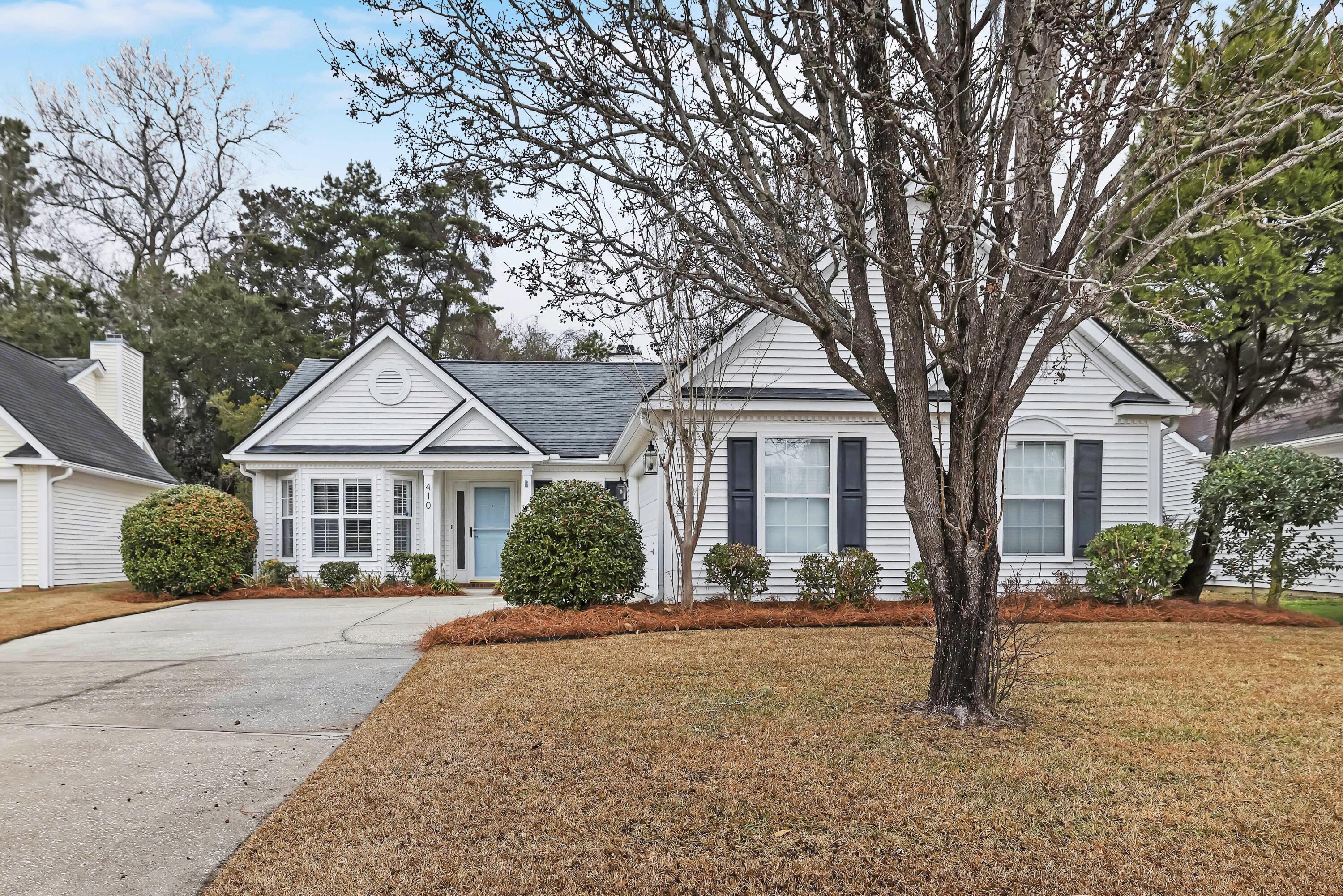 410 Manorwood Lane