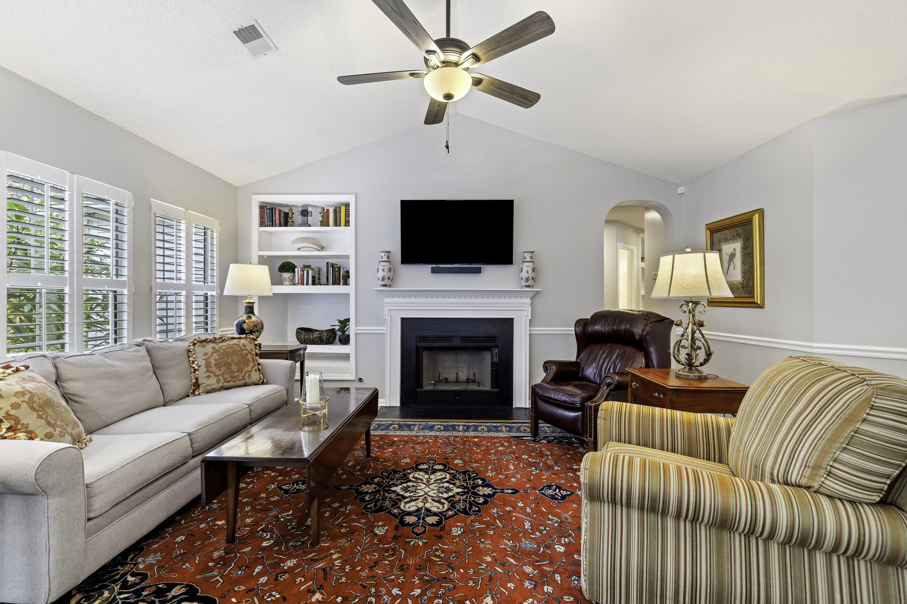 410 Manorwood Lane