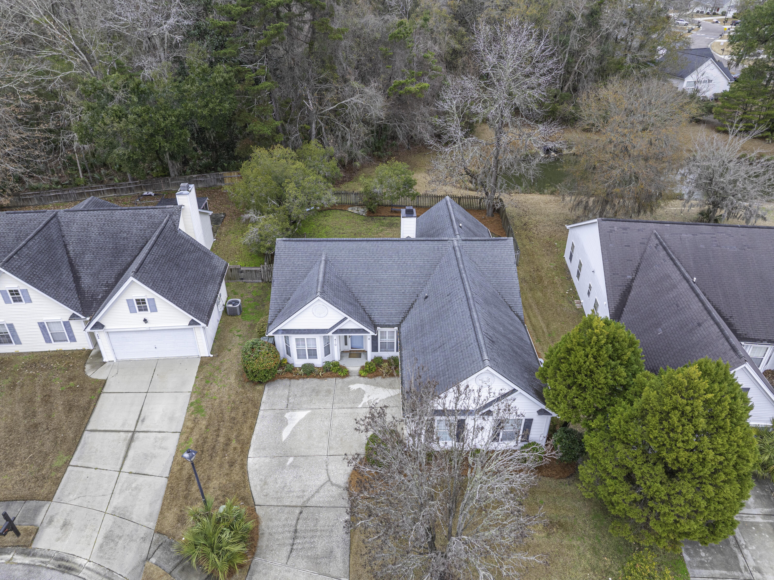 410 Manorwood Lane