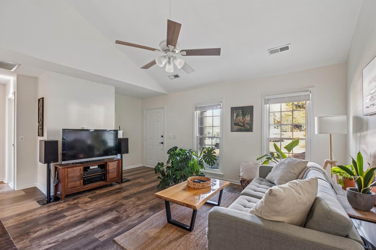 218 Alston Circle