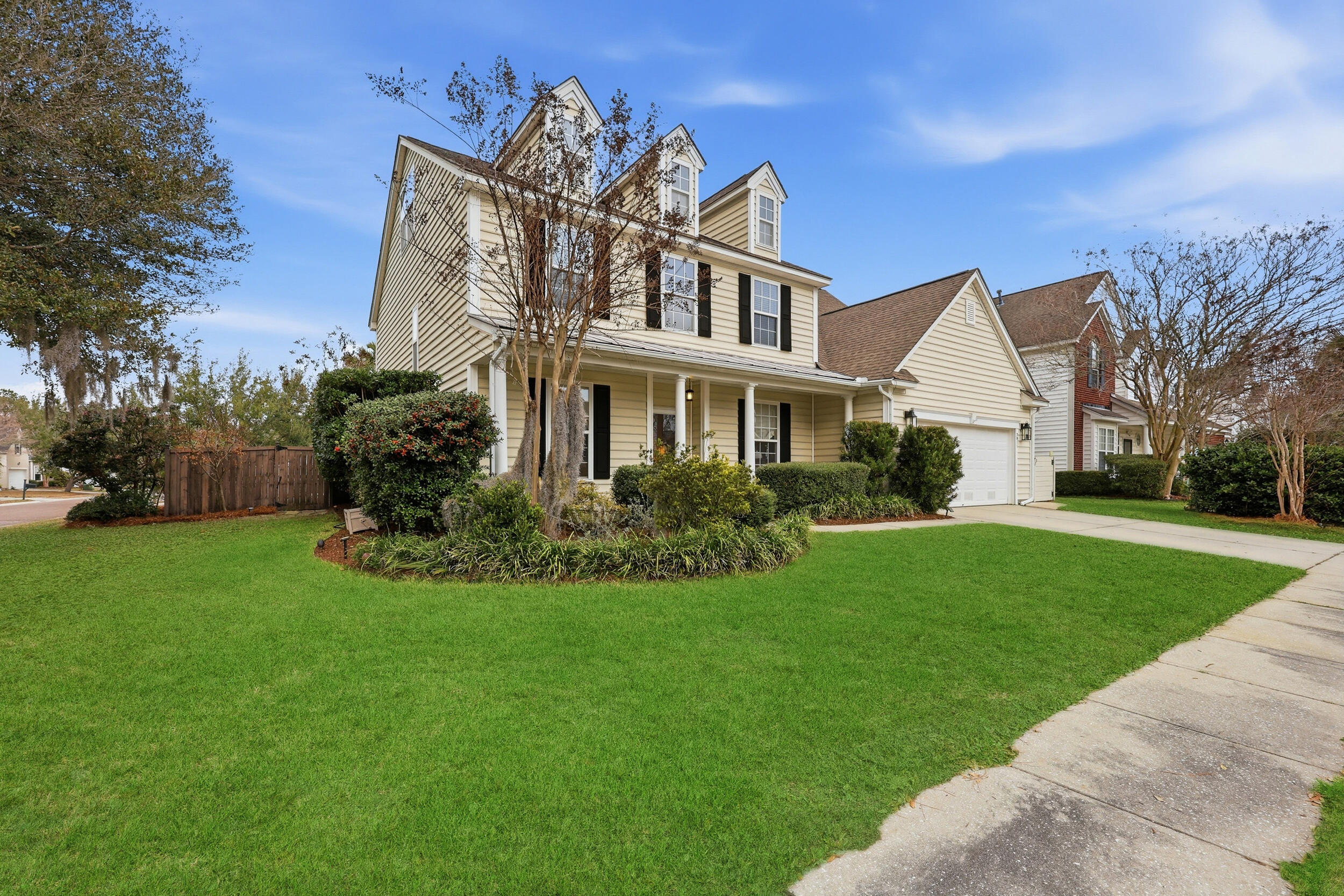 2011 Hammond Drive