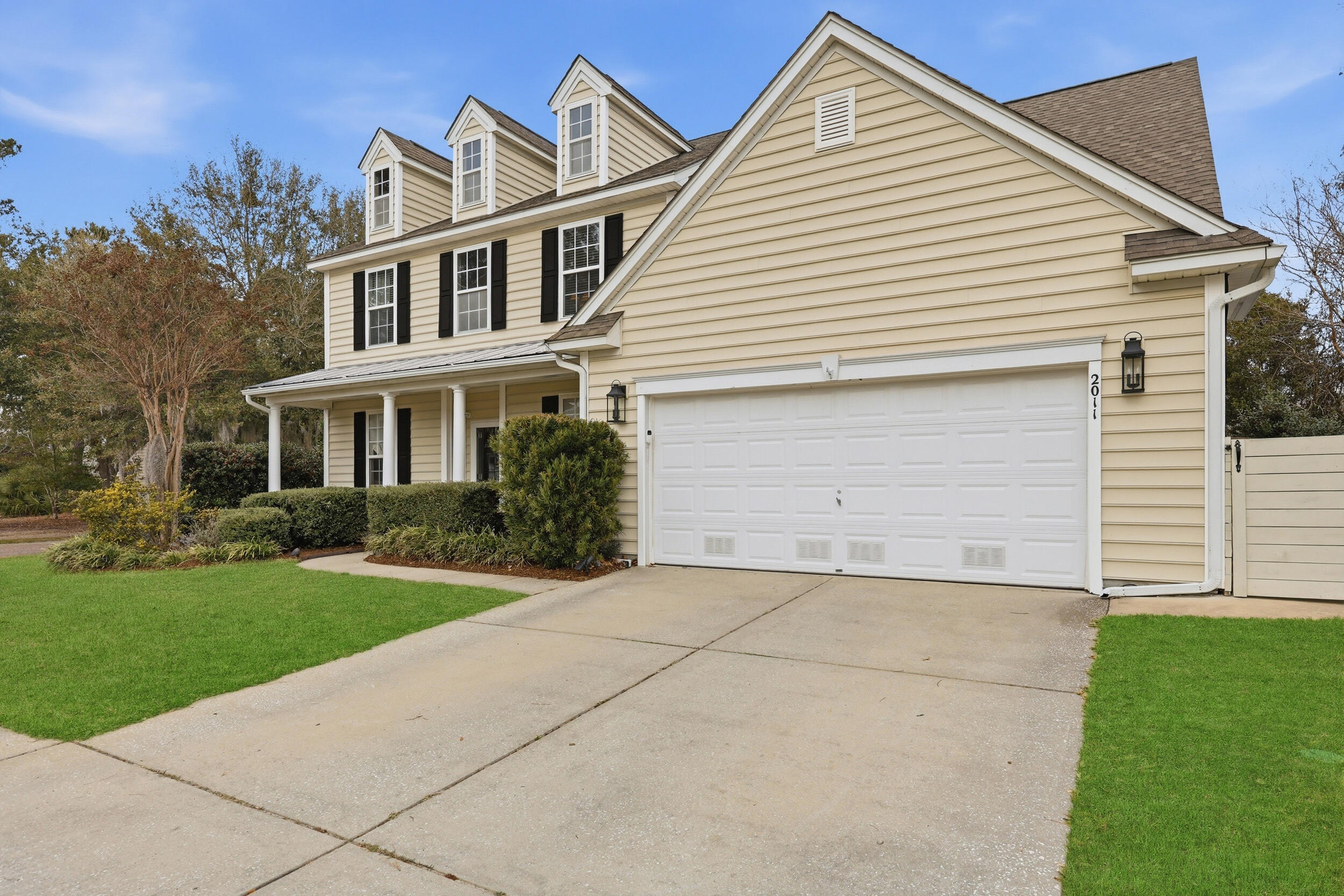 2011 Hammond Drive
