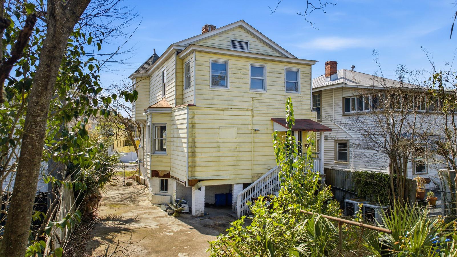 1130 King Street