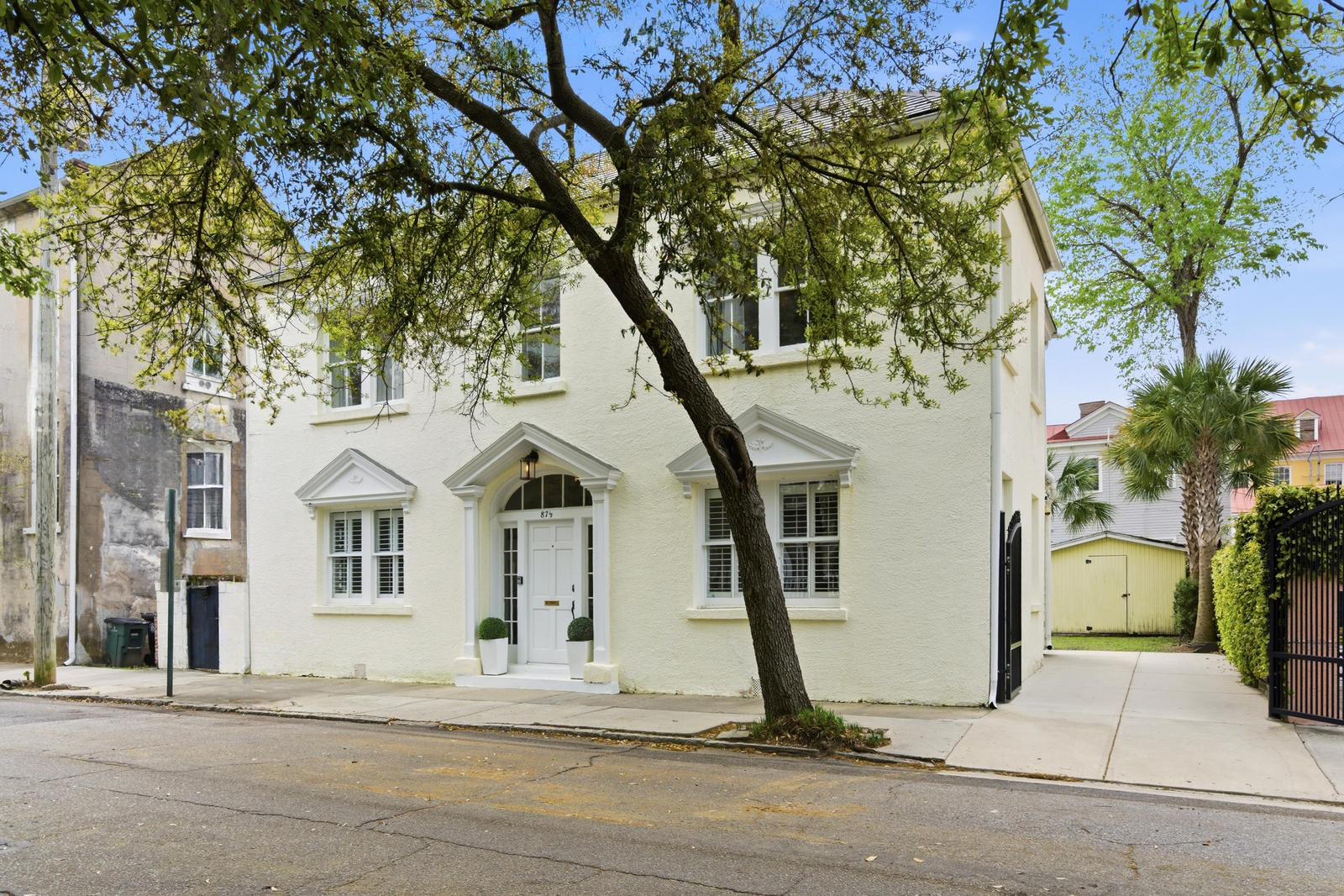 87 1/2 1/4 Warren Street