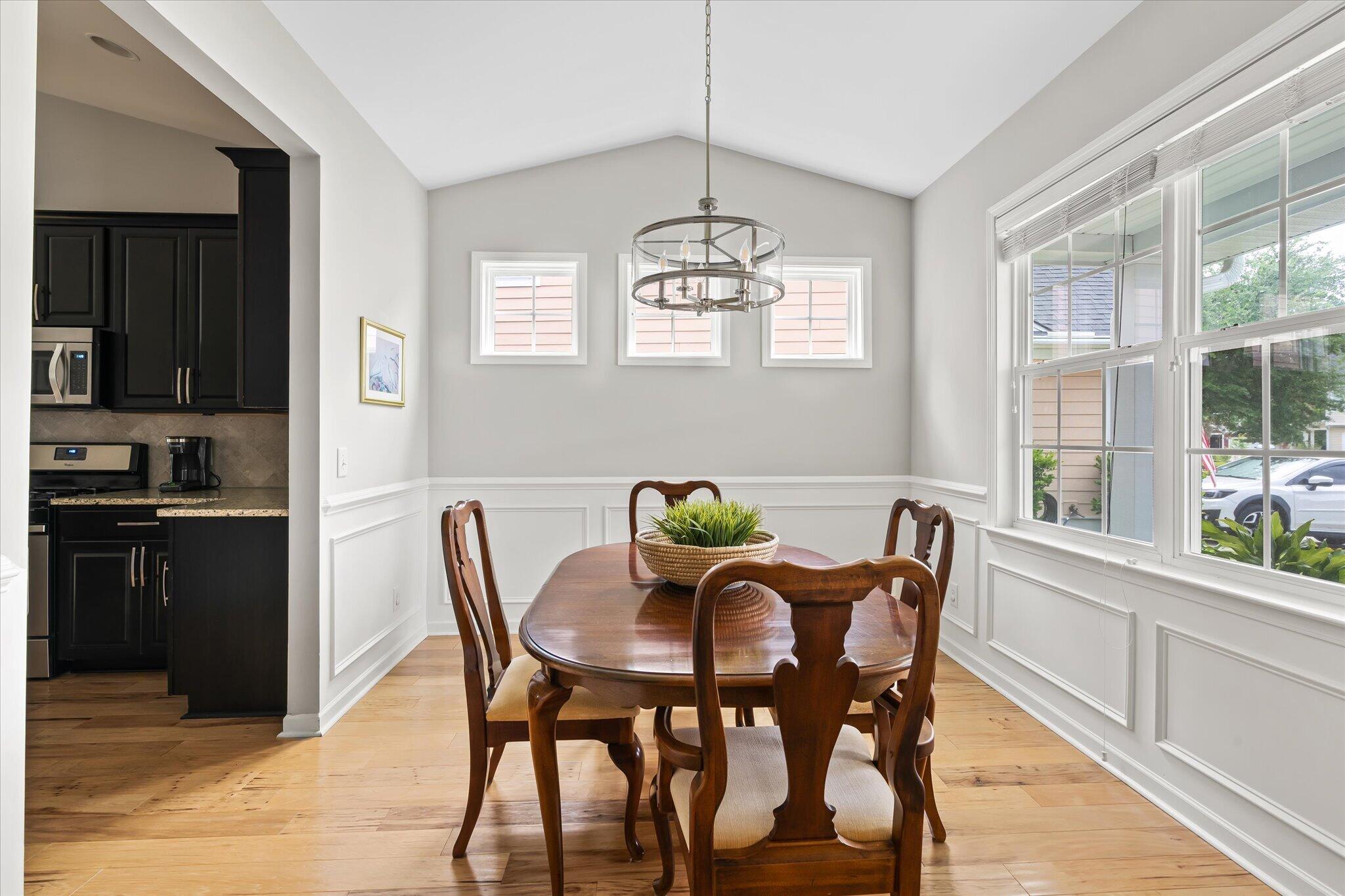537 Nelliefield Trail