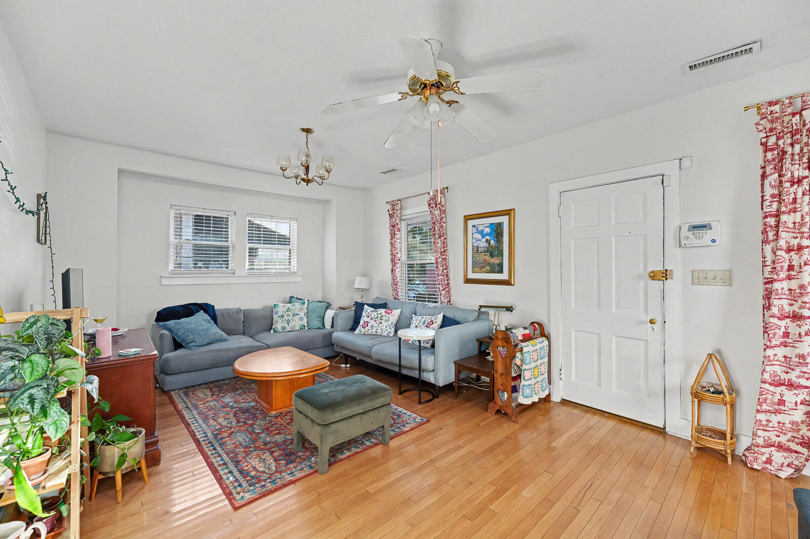 7 Poplar Street