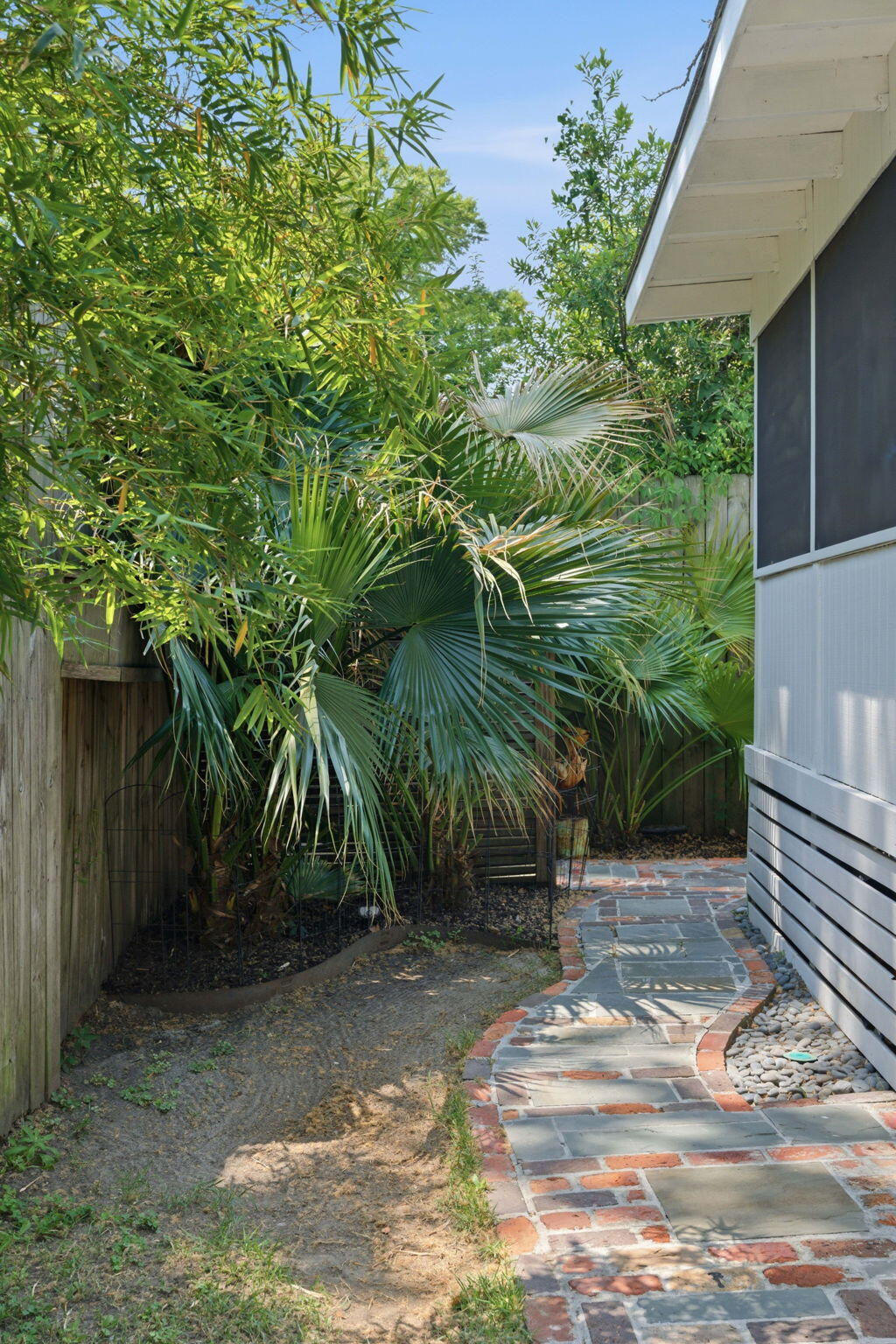 35 Moultrie Street