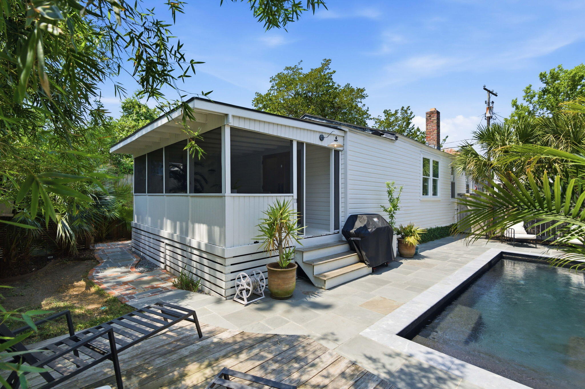 35 Moultrie Street