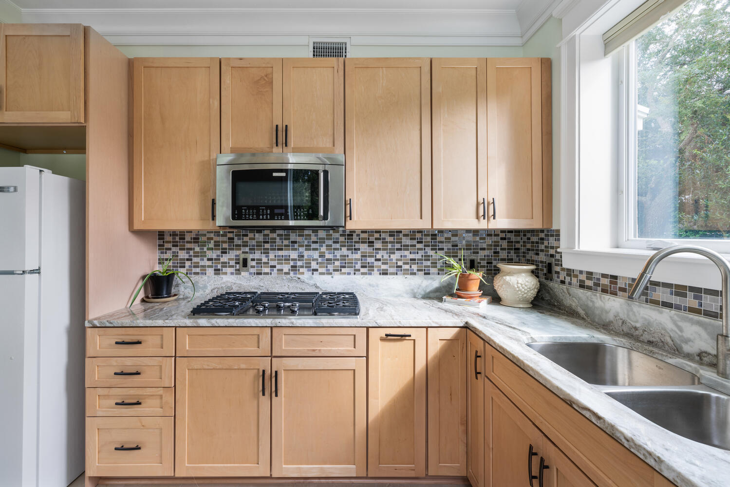 1391 Royston Road