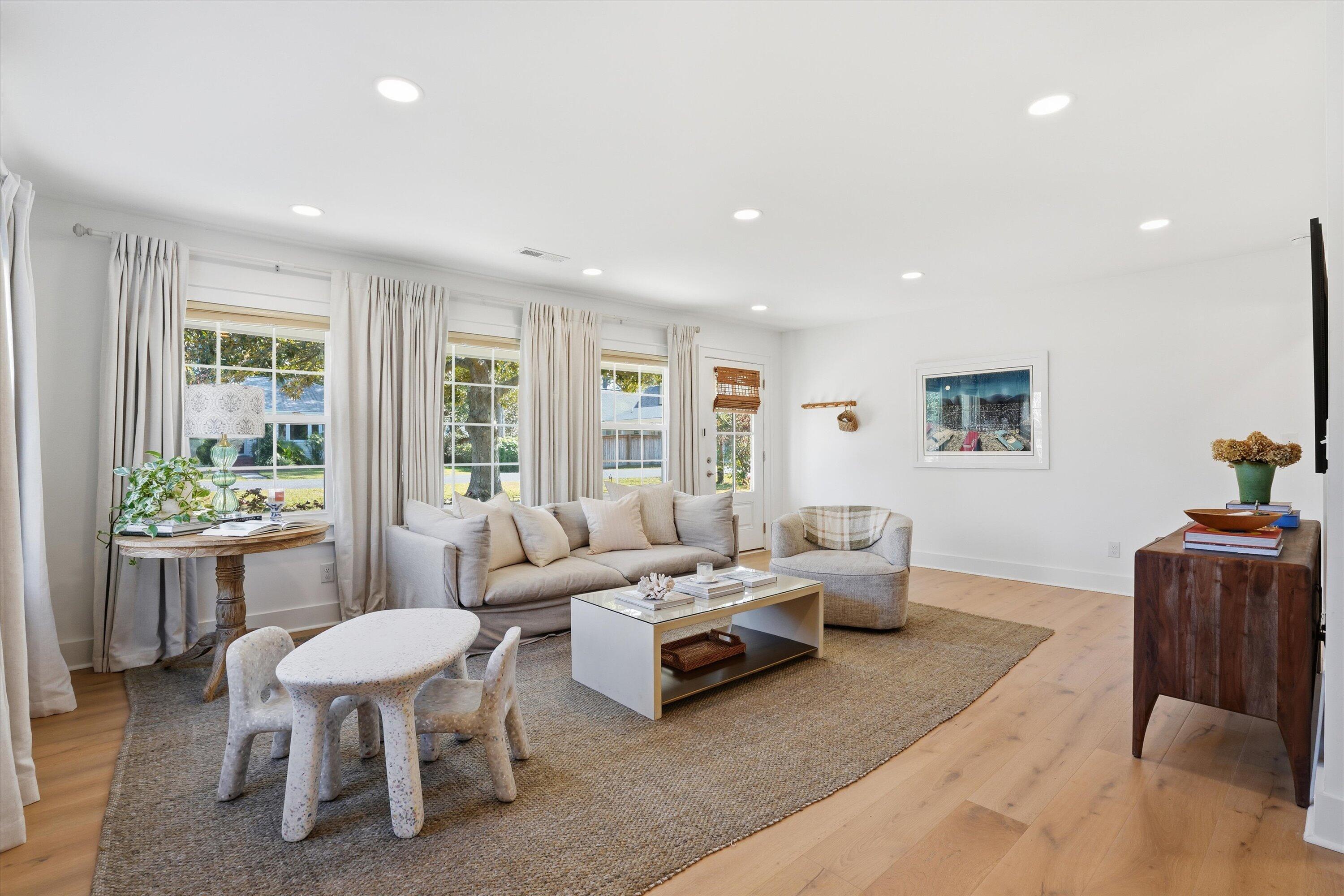 311 Lamont Road