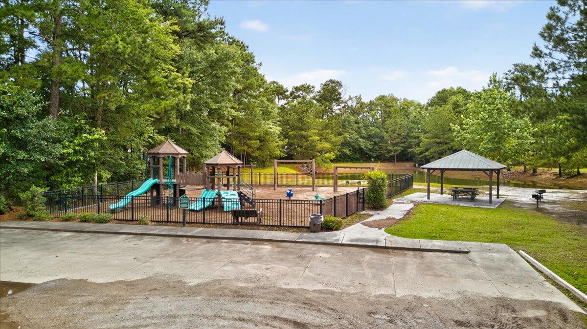 307 Wynfield Forest Drive