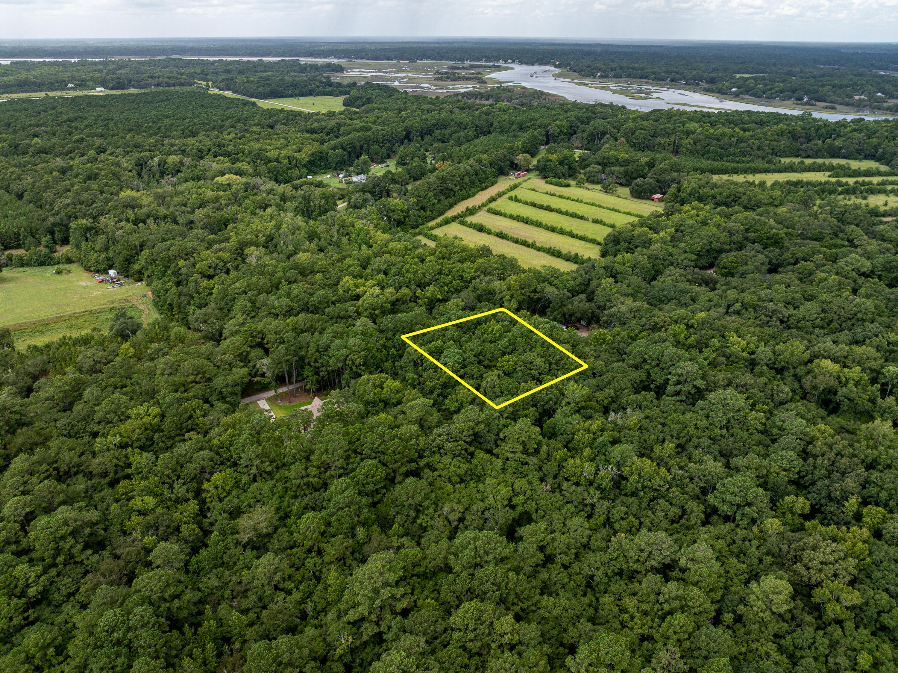 00 Corbetts Alley Lot 14