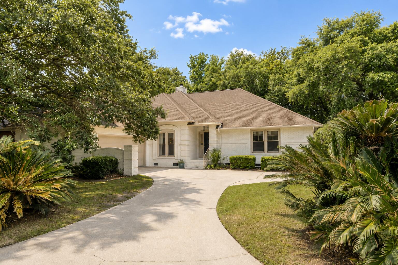 2363 Eades Lane