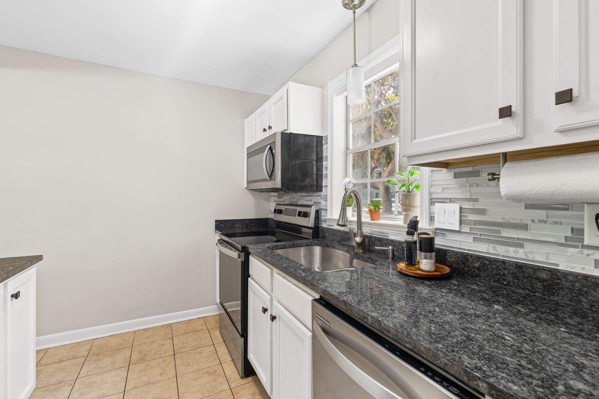166 Heritage Circle # 1 Unit: L-1